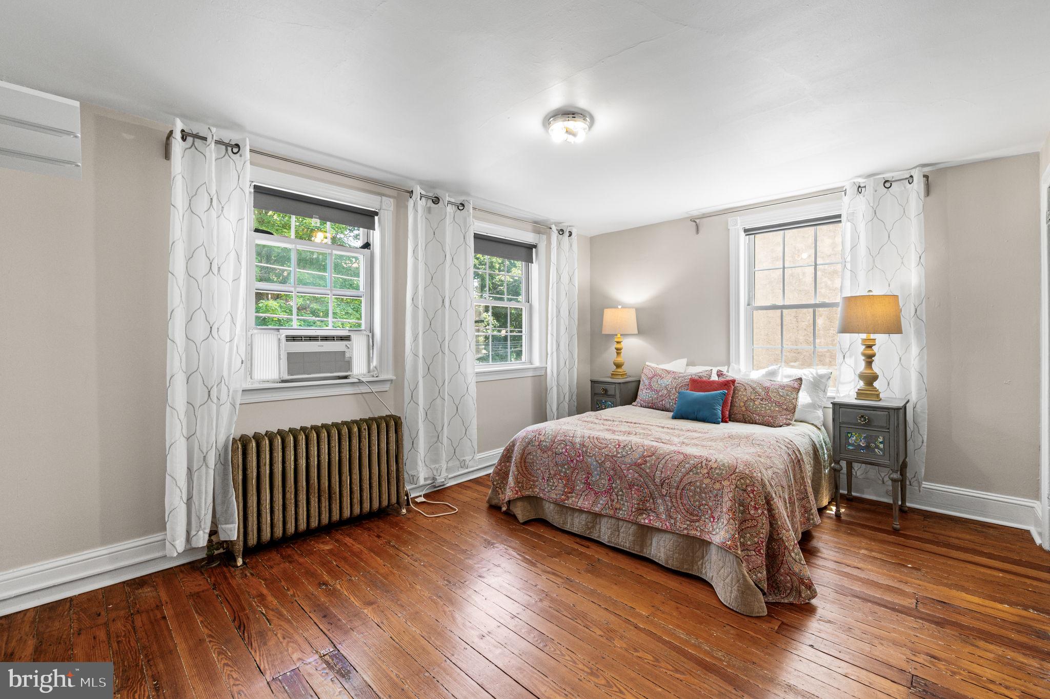 GARRETT HILL - Residential