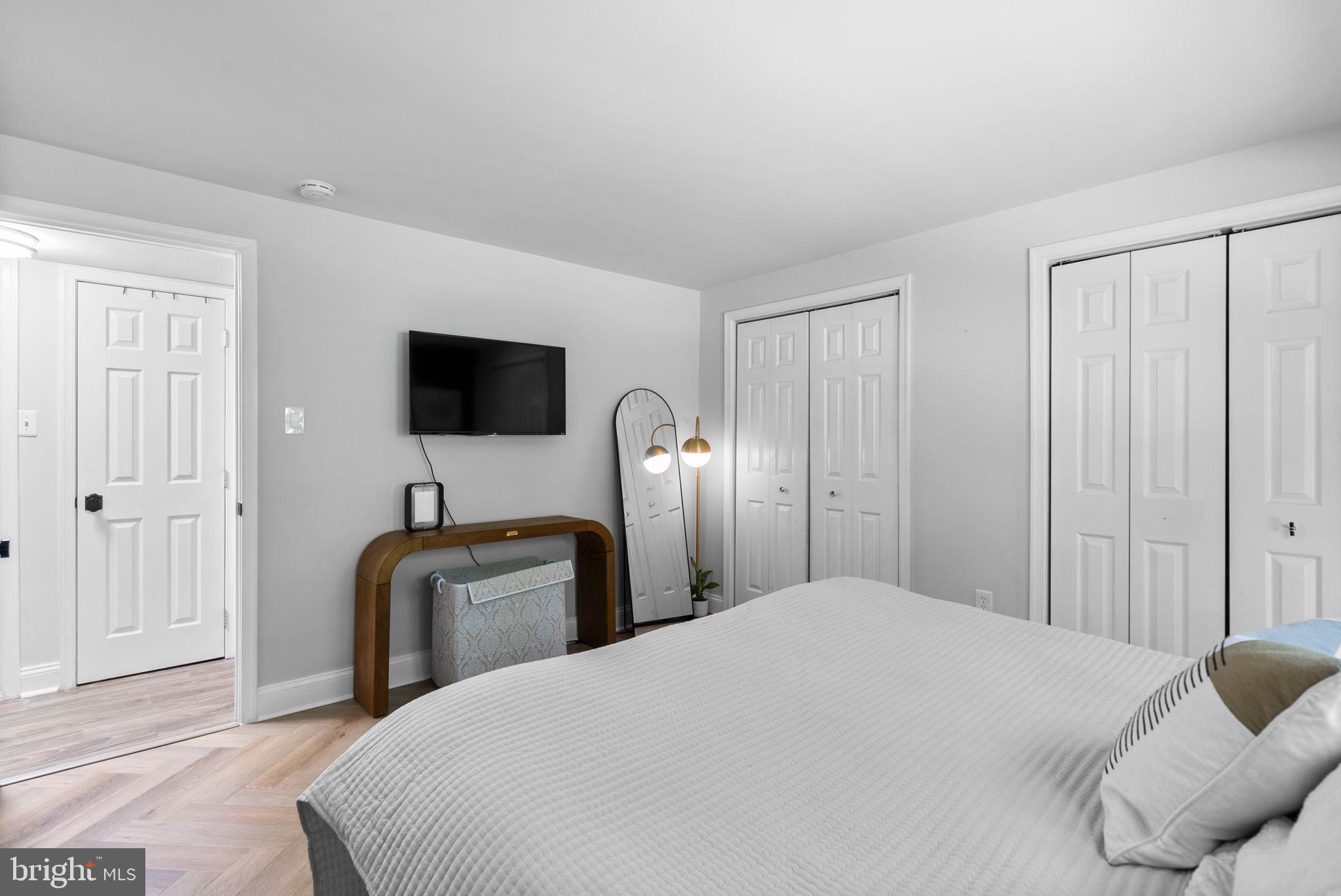 HILLTOP VILLAGE CONDOMINIUMS - Residential