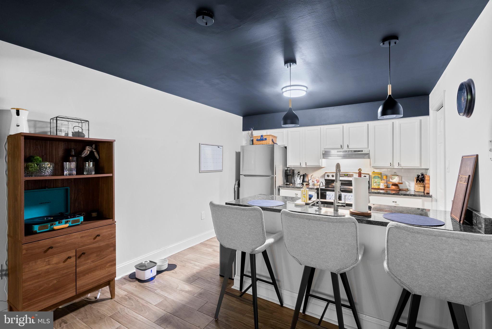 HILLTOP VILLAGE CONDOMINIUMS - Residential