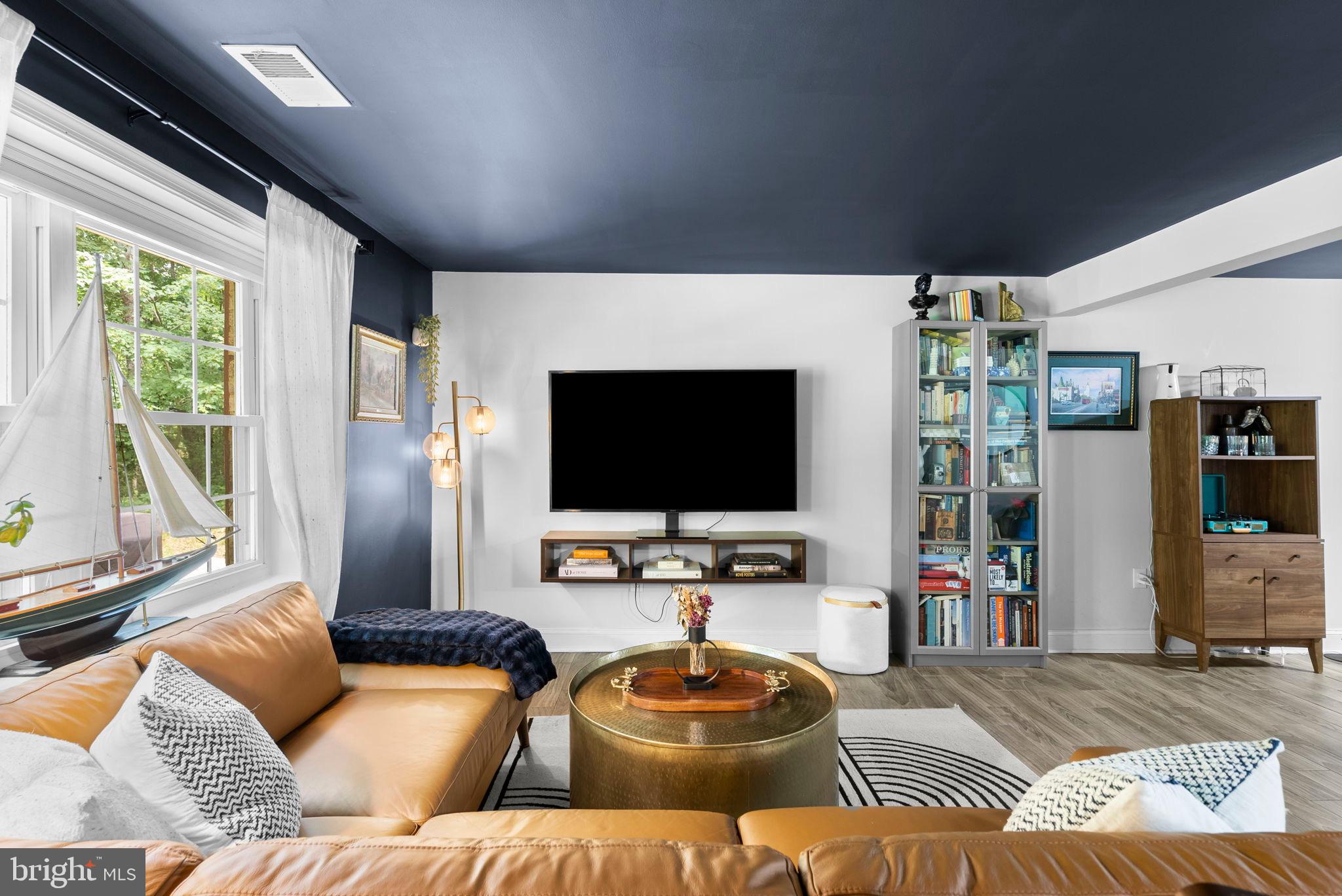 HILLTOP VILLAGE CONDOMINIUMS - Residential
