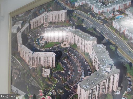 ROTONDA - Residential Lease