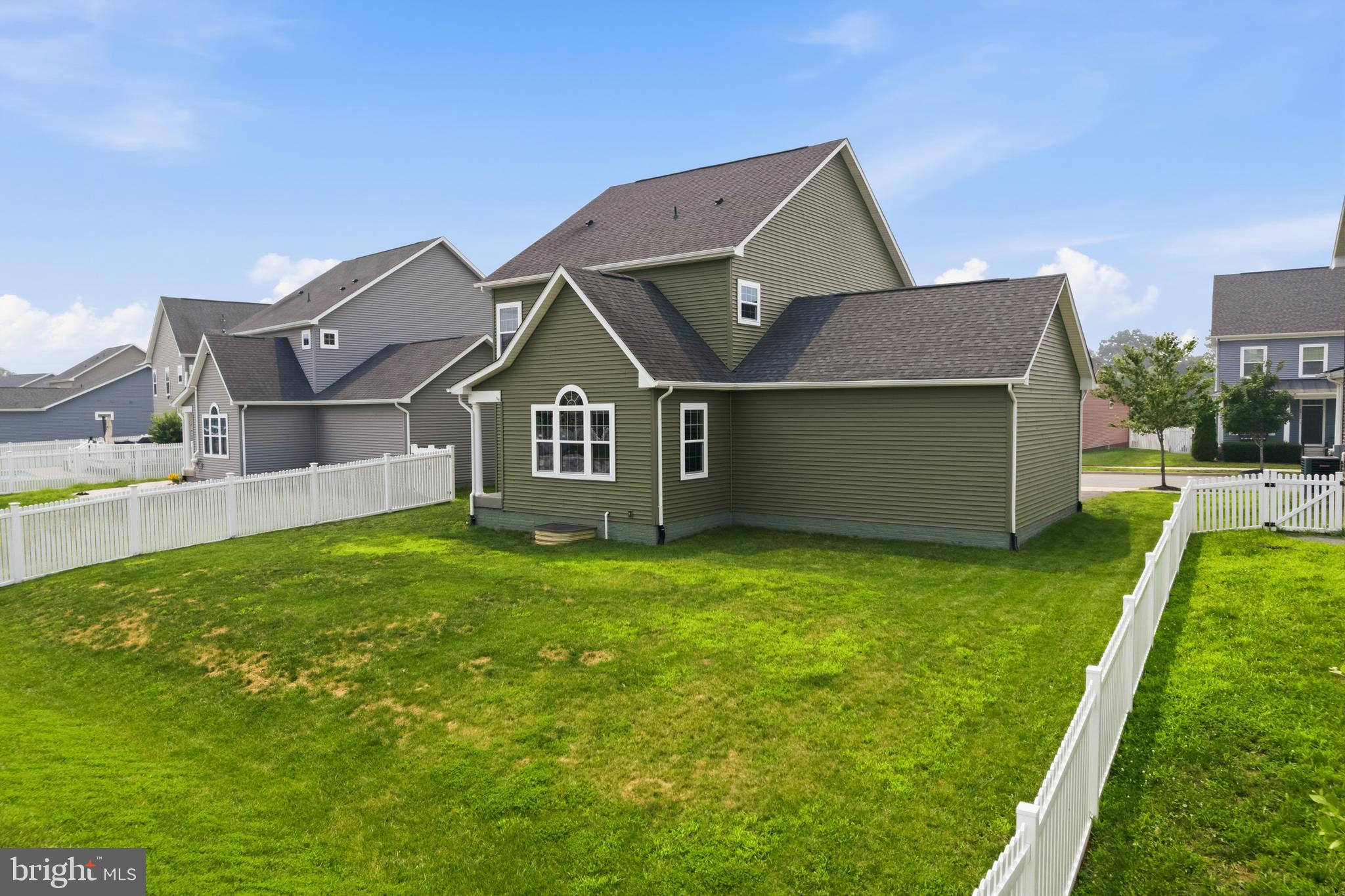MINTBROOK - Residential