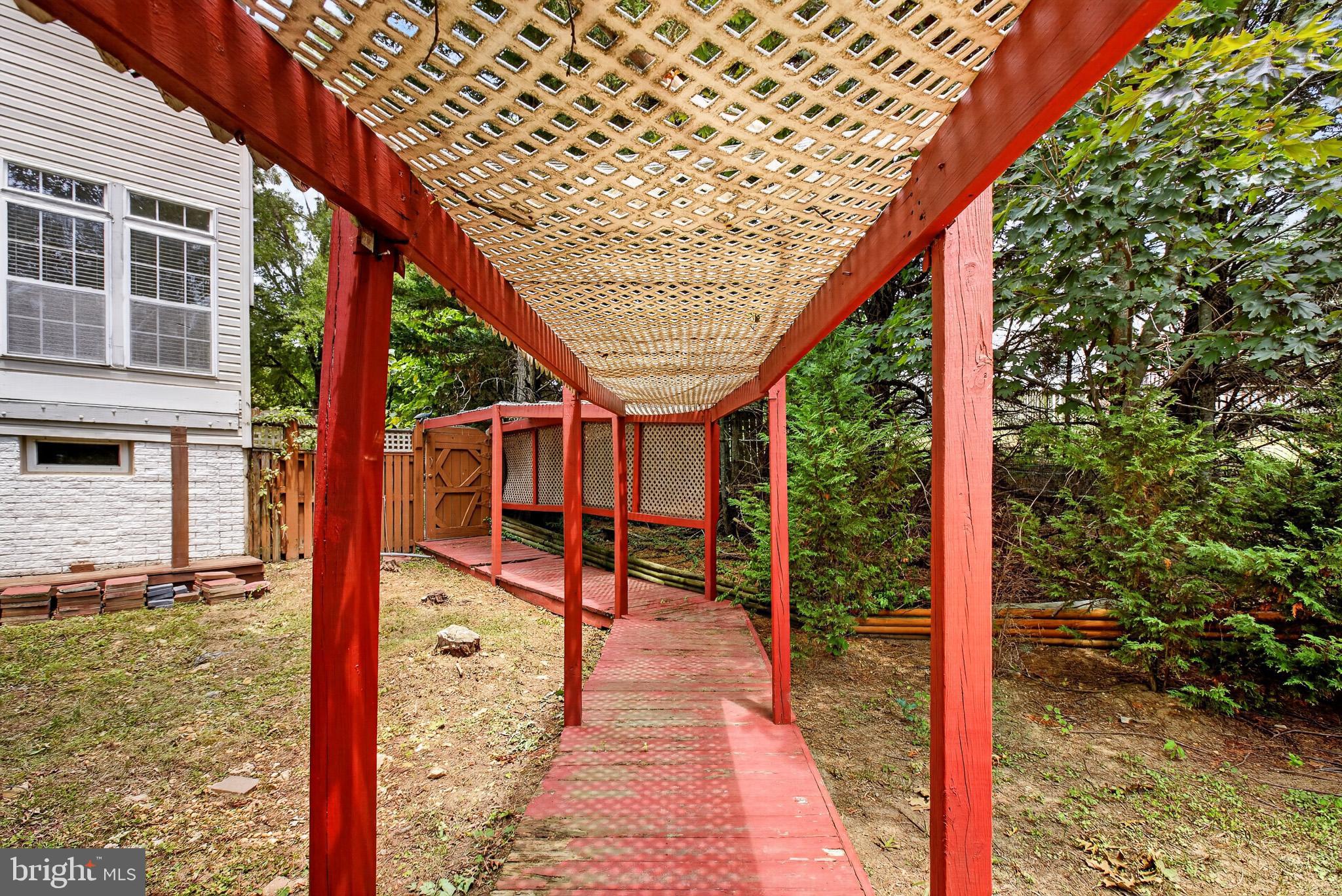 HENSON VALLEY - Residential