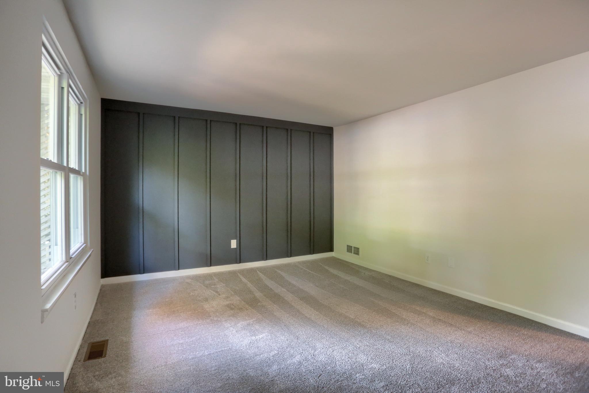 FARM HOMES W GROVE - Residential