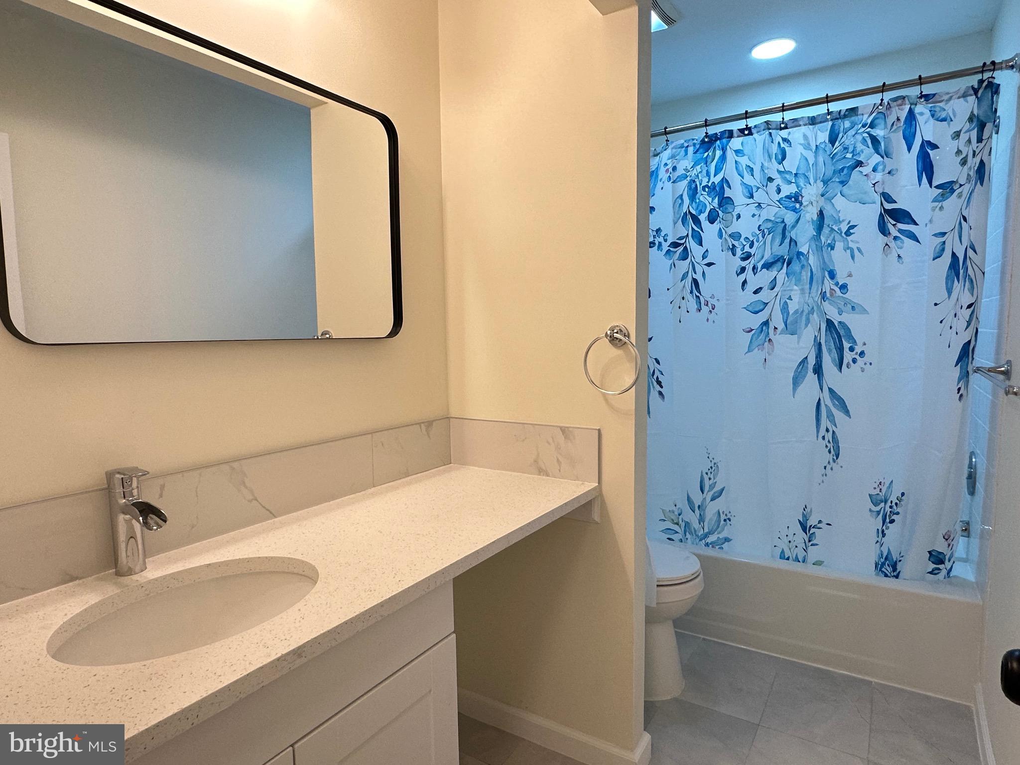 CENTENNIAL RIDGE - Residential