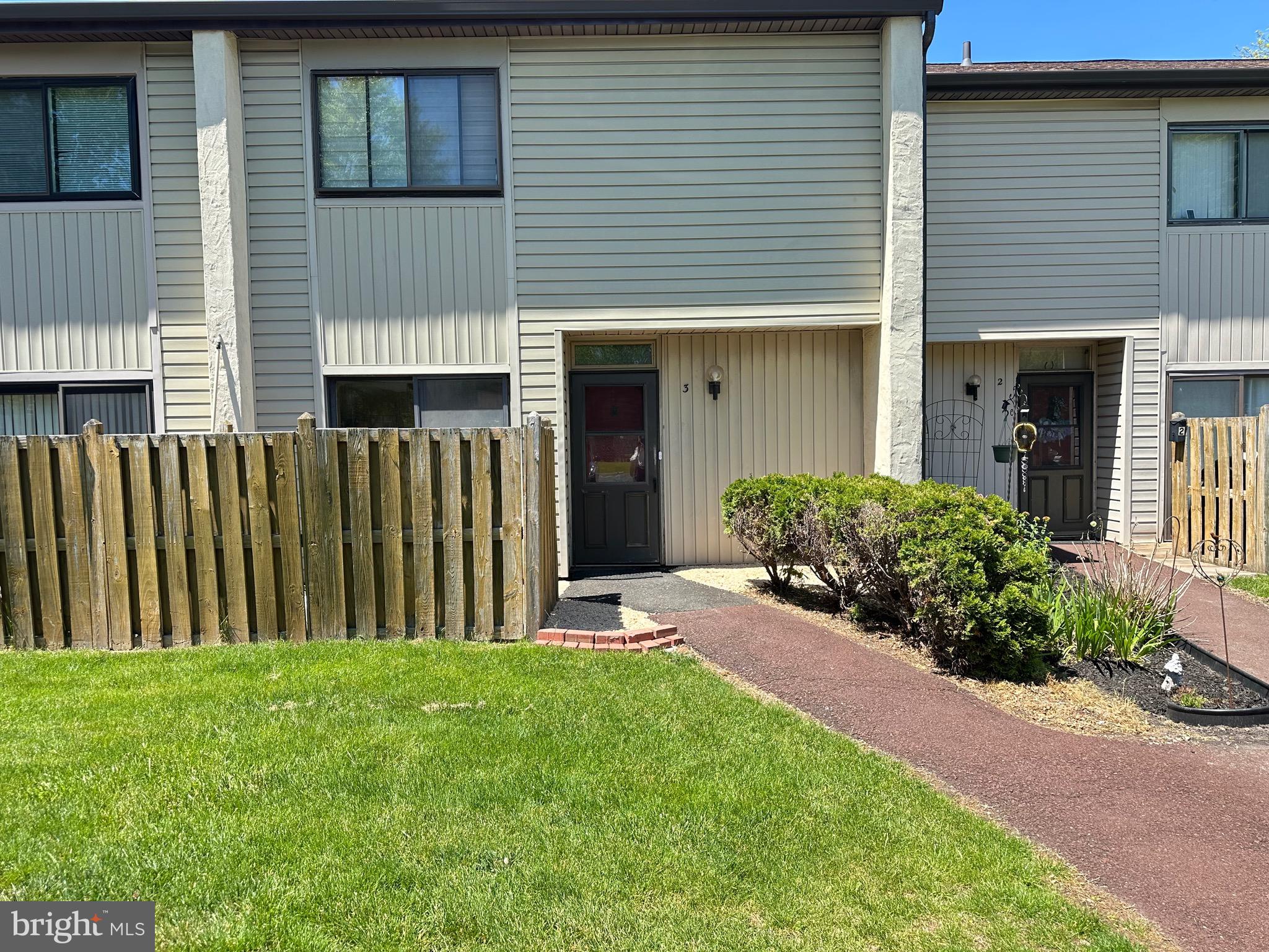 CENTENNIAL RIDGE - Residential