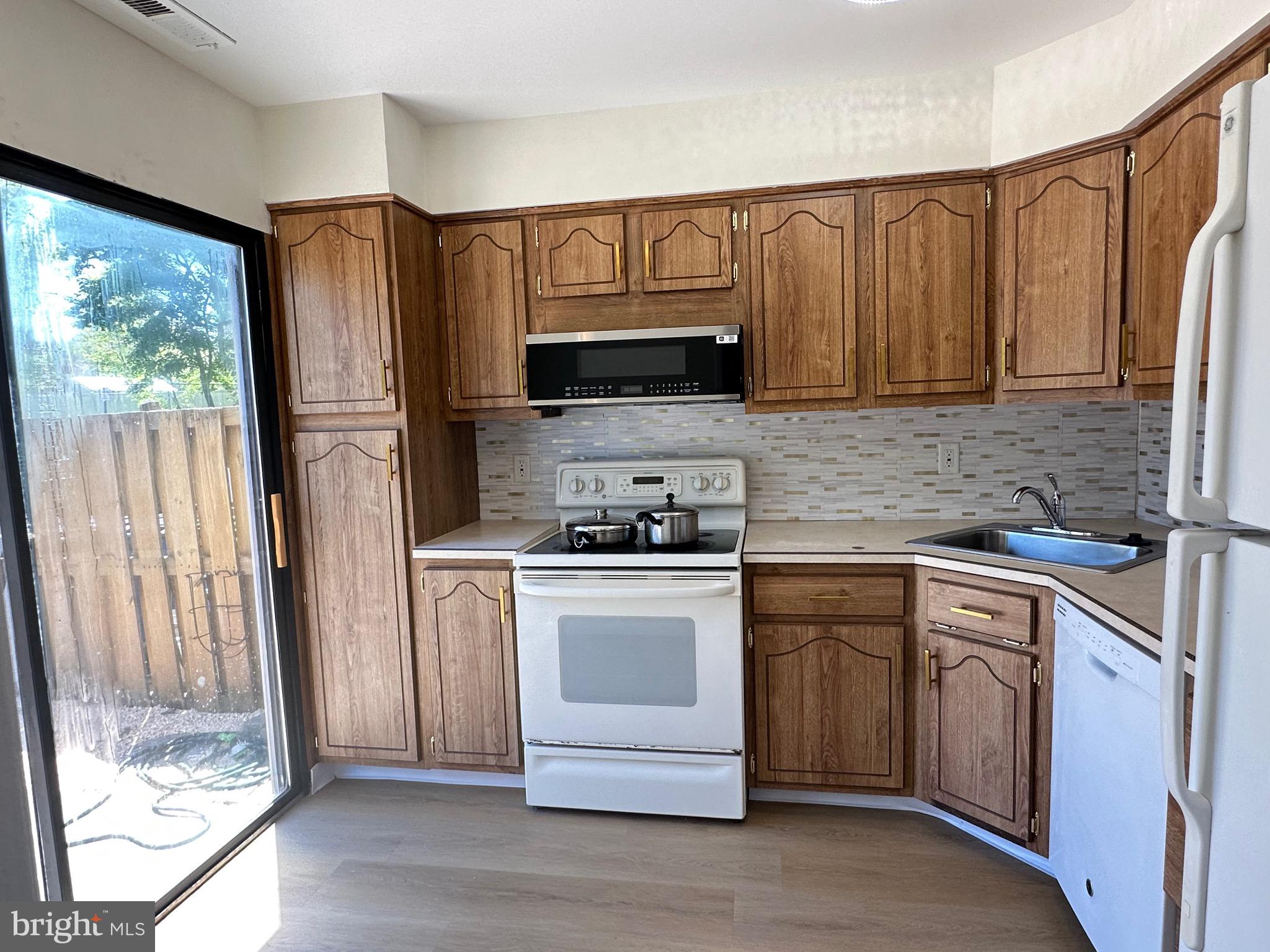 CENTENNIAL RIDGE - Residential
