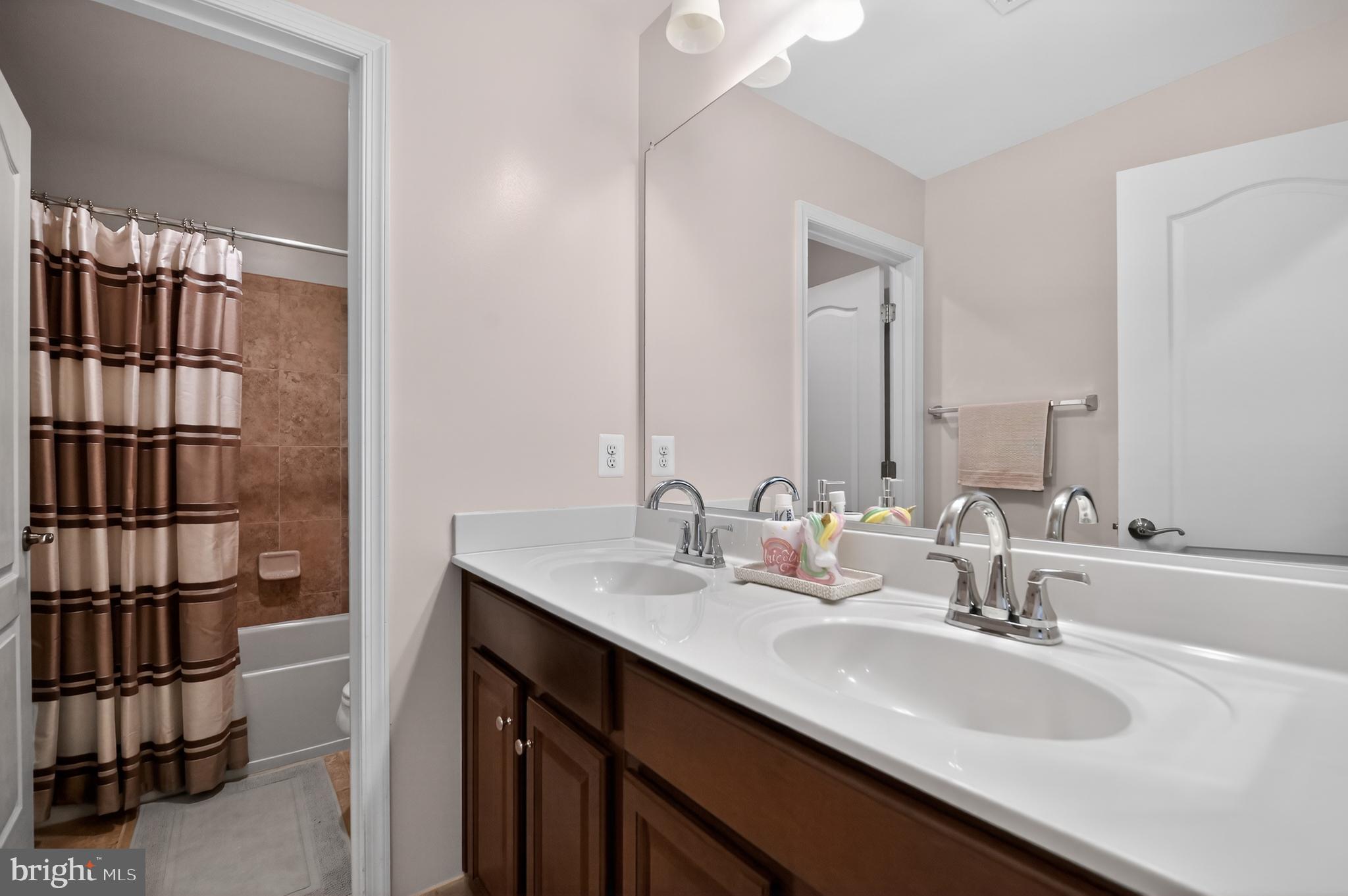 STONE RIDGE LAND BAY 3 - Residential