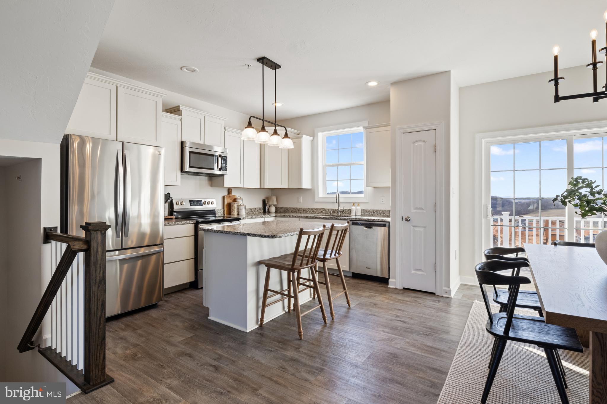 YORK TWP - Residential