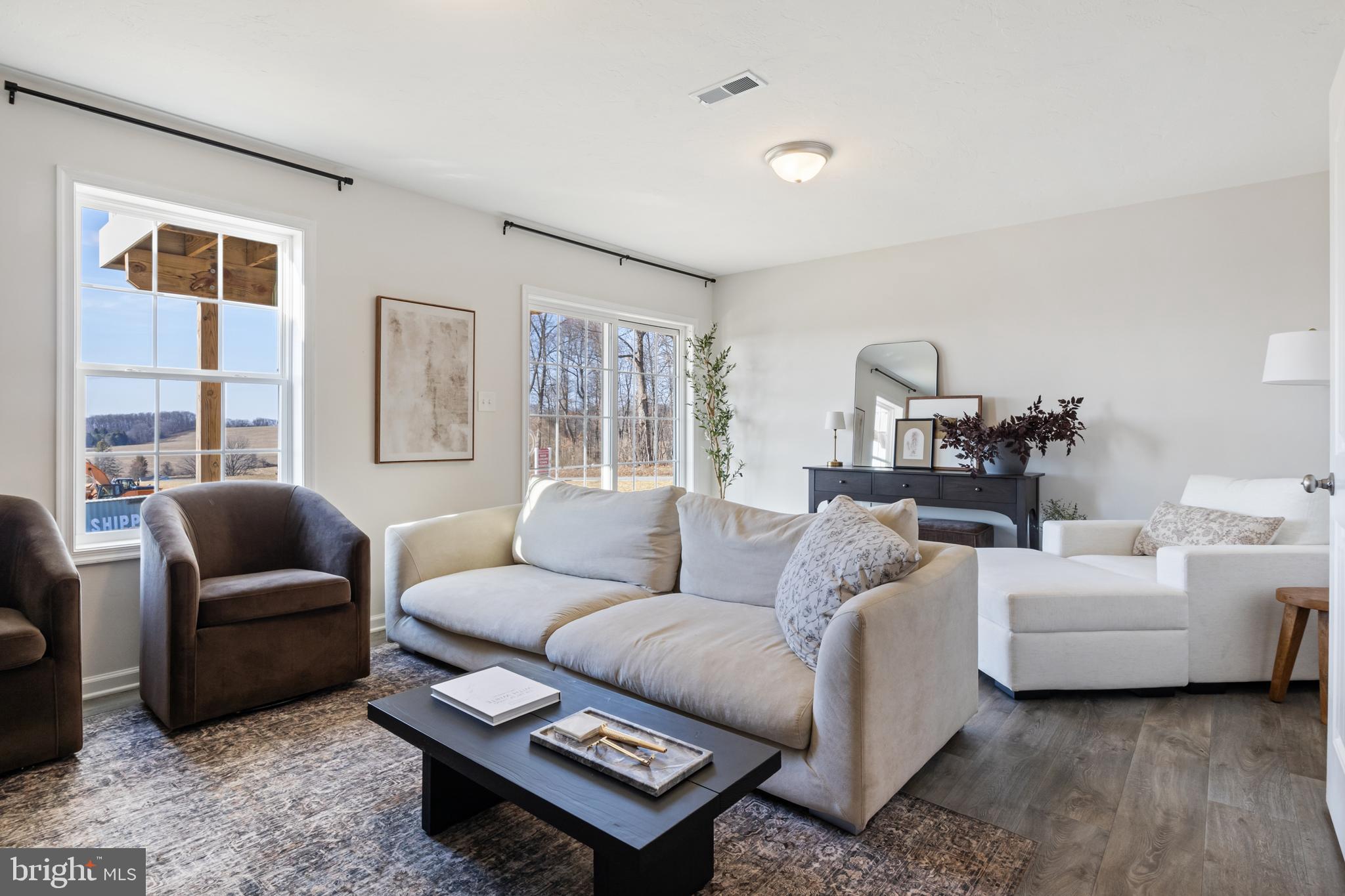 YORK TWP - Residential