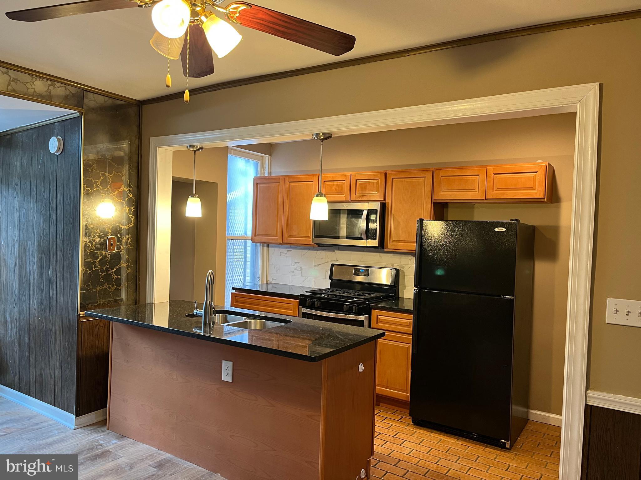 PHILADELPHIA (NORTHWEST) - Residential