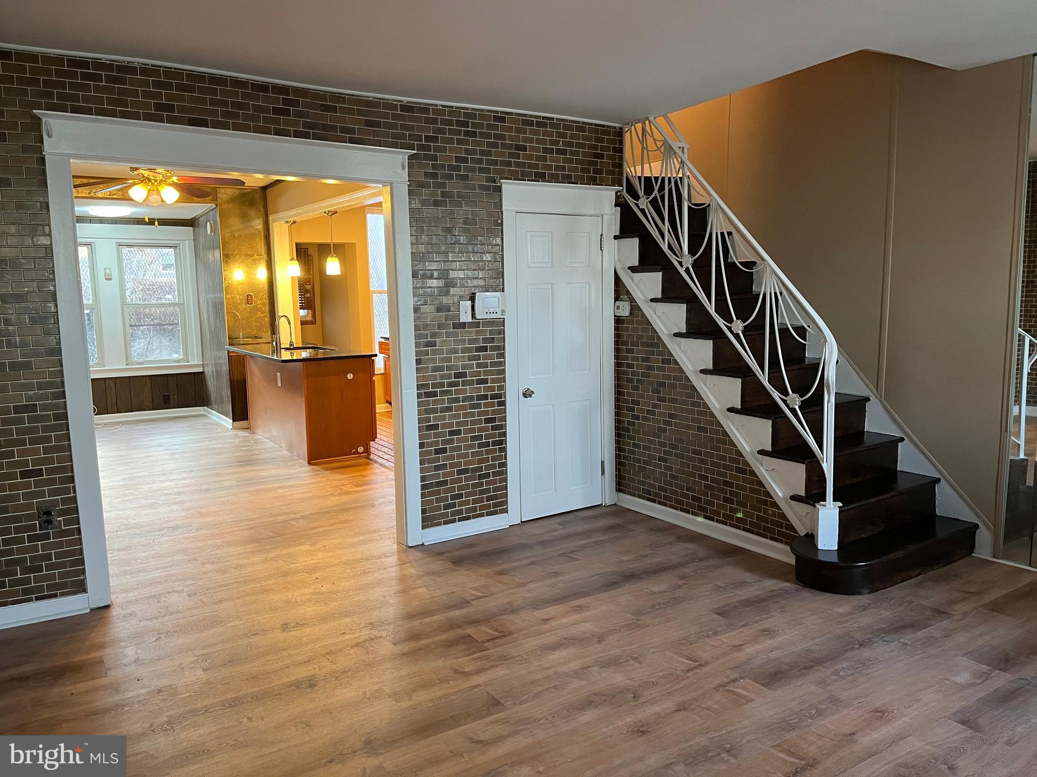 PHILADELPHIA (NORTHWEST) - Residential
