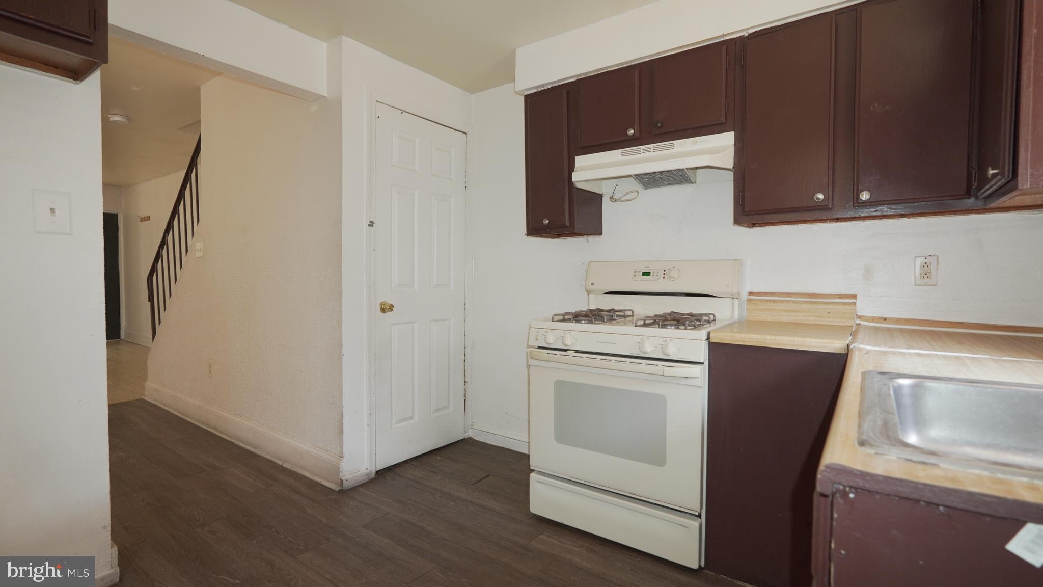 KENSINGTON - Residential