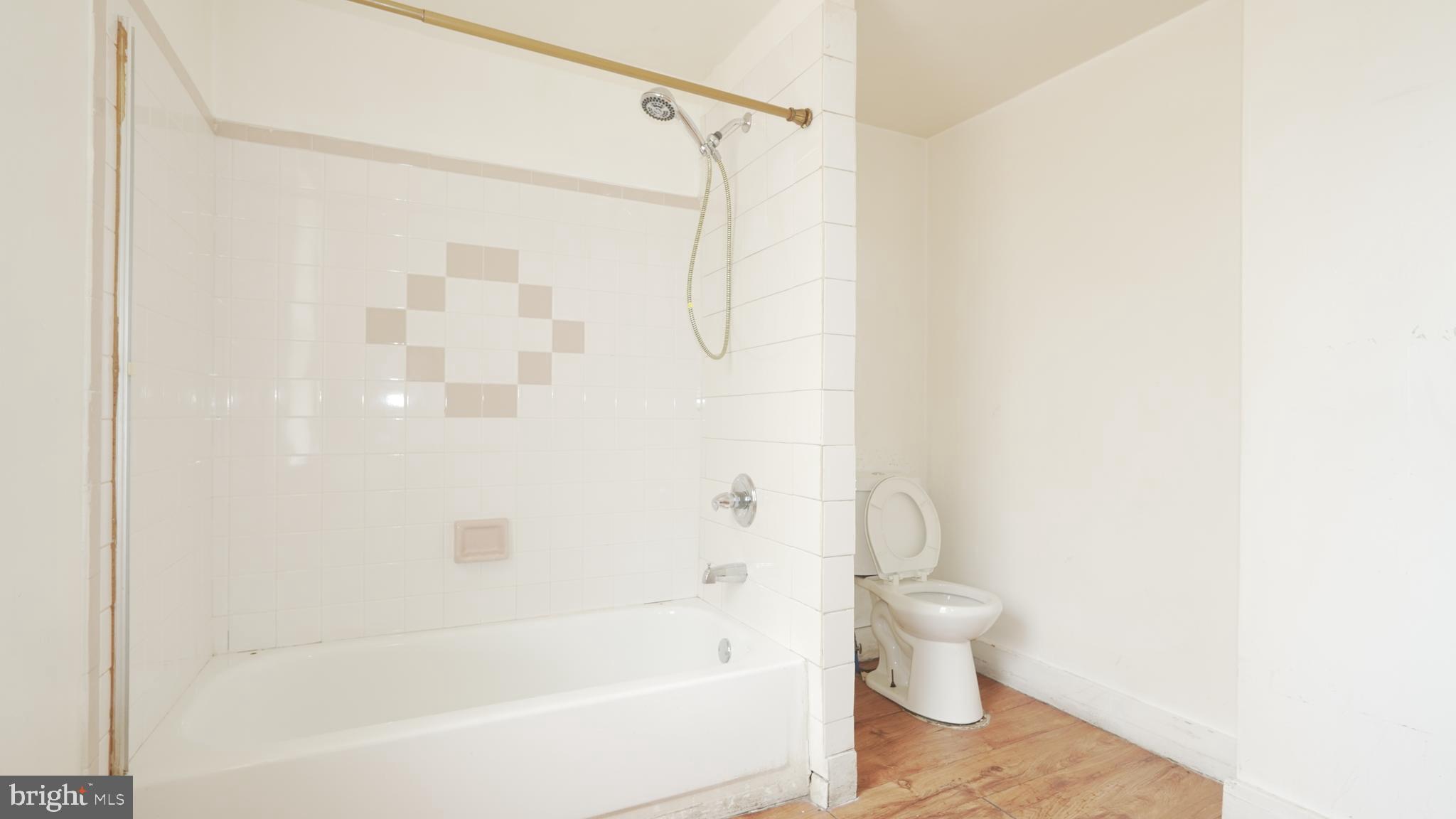 KENSINGTON - Residential