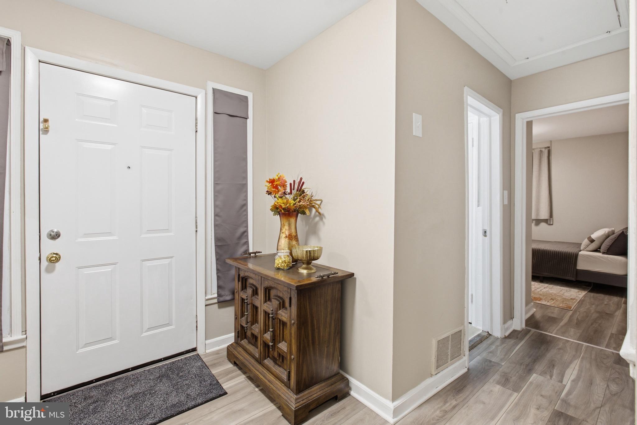 LANHAM ACRES - Residential