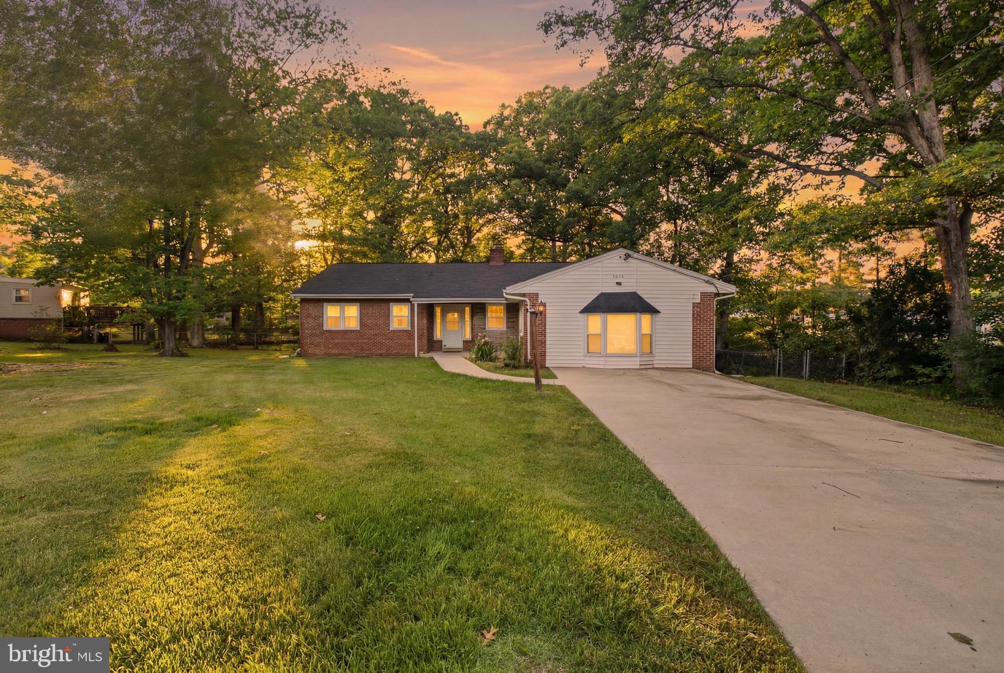 LANHAM ACRES - Residential