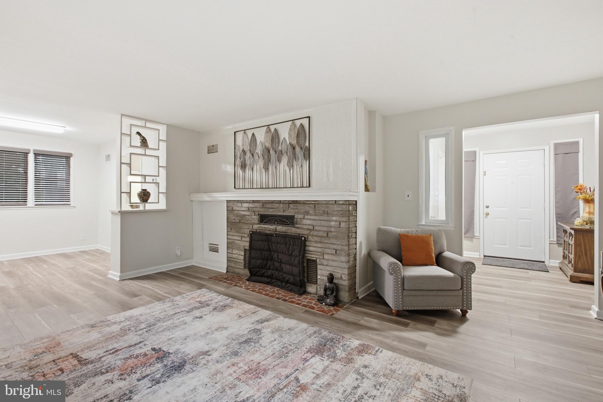 LANHAM ACRES - Residential