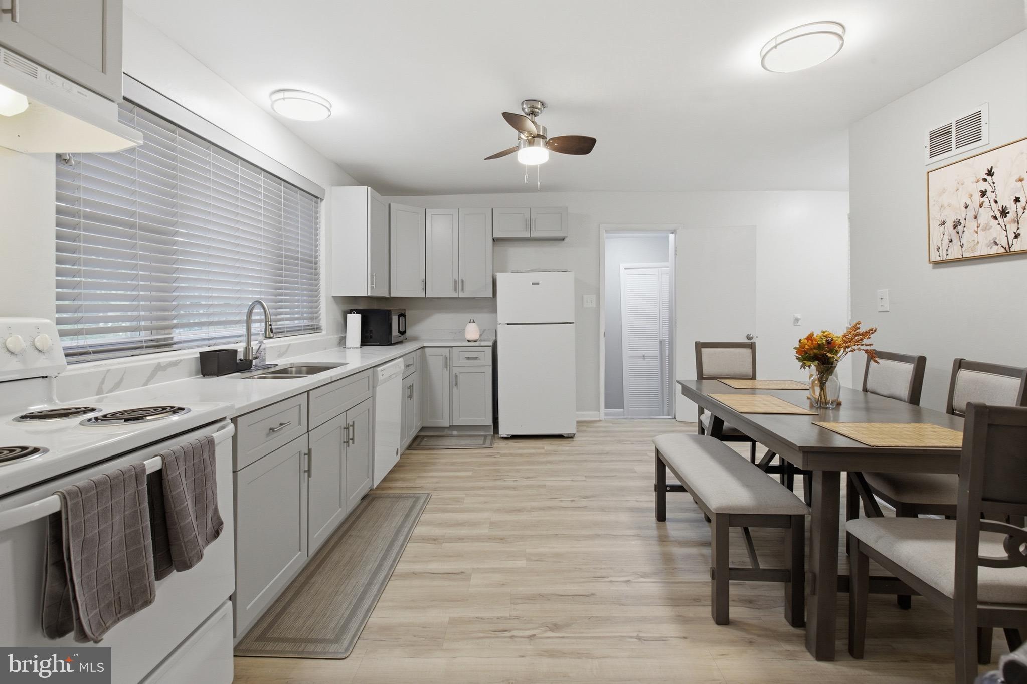 LANHAM ACRES - Residential