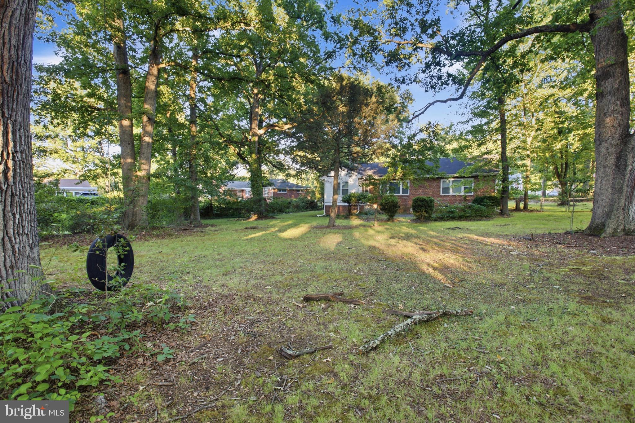 LANHAM ACRES - Residential