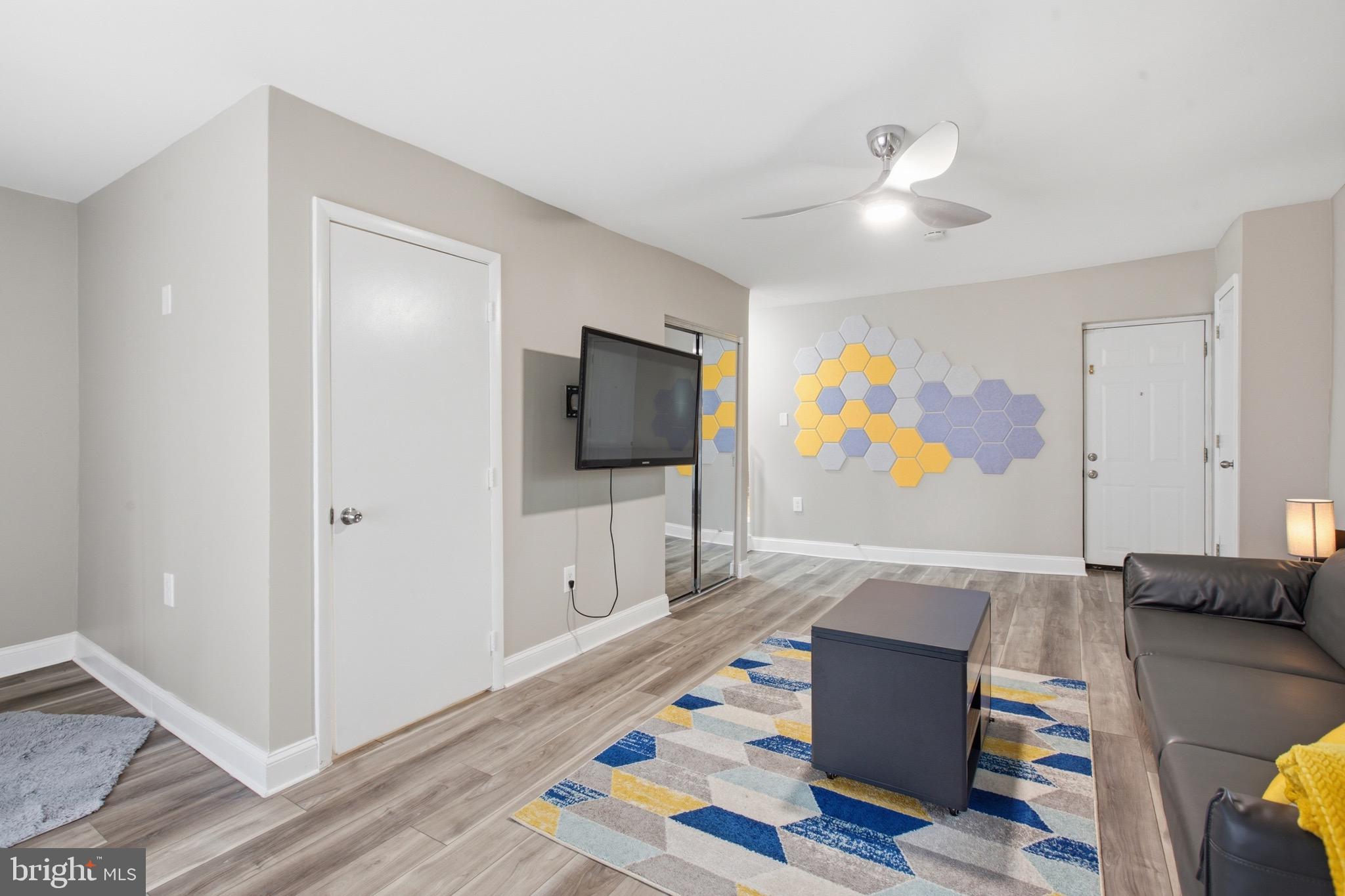 LANHAM ACRES - Residential