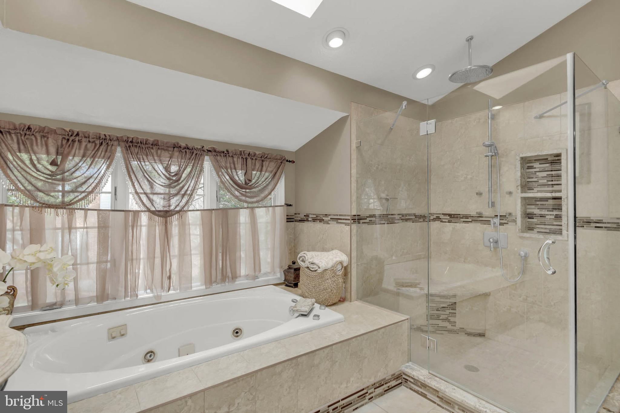 WORTHINGTON GLEN - Residential