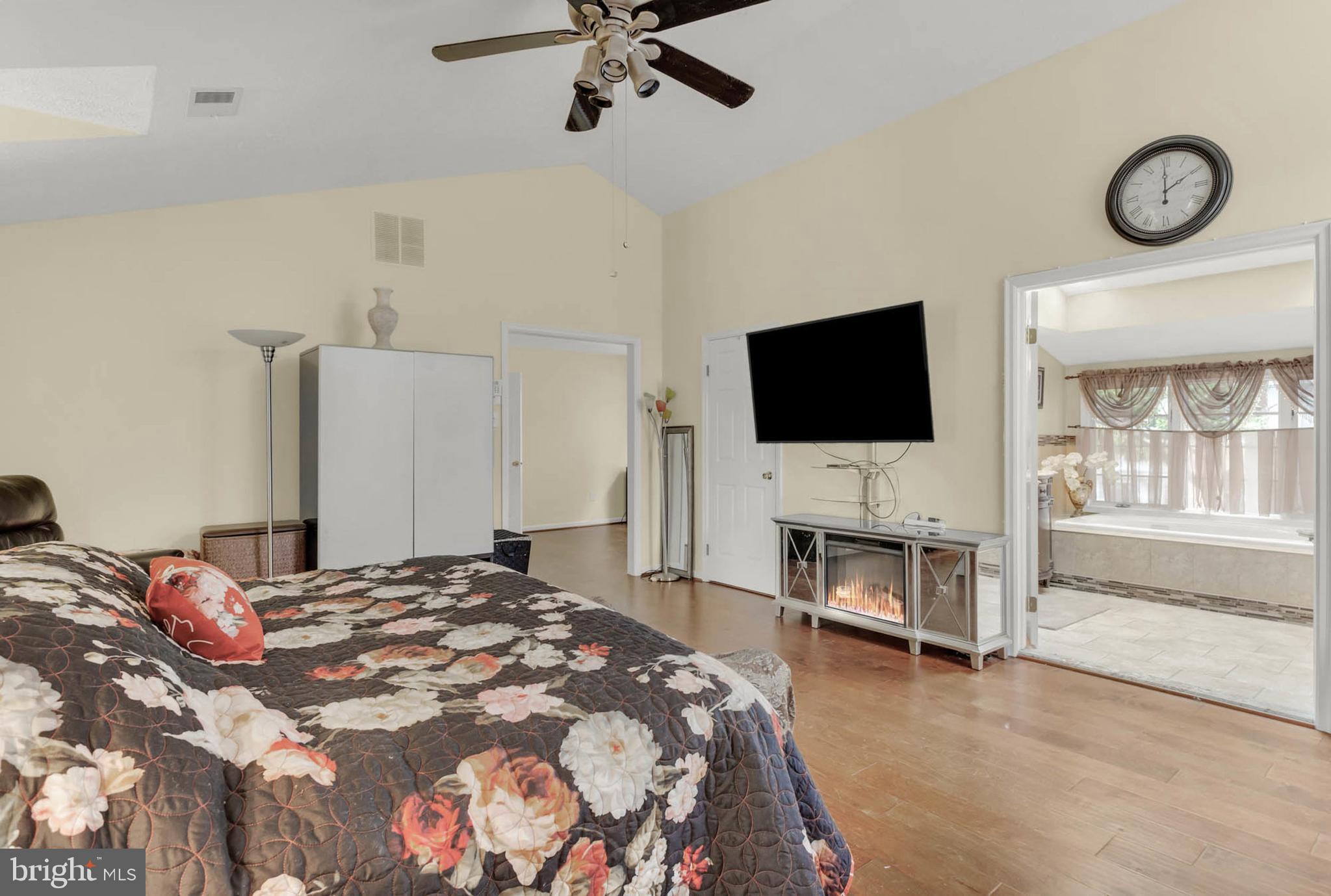 WORTHINGTON GLEN - Residential