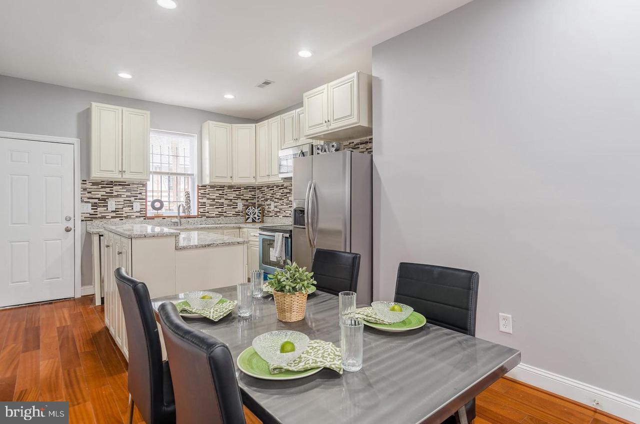 CHARLES VILLAGE - Residential