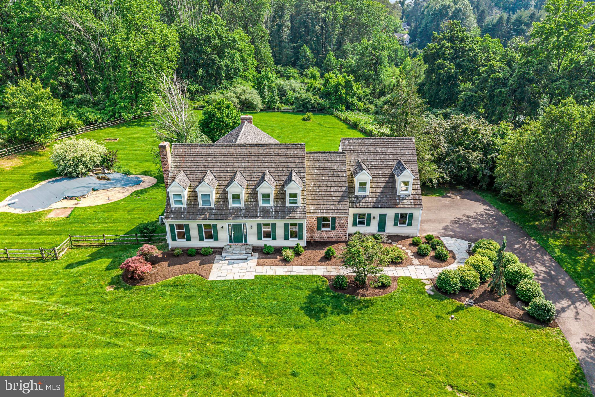 SOLEBURY FARMS EST - Residential