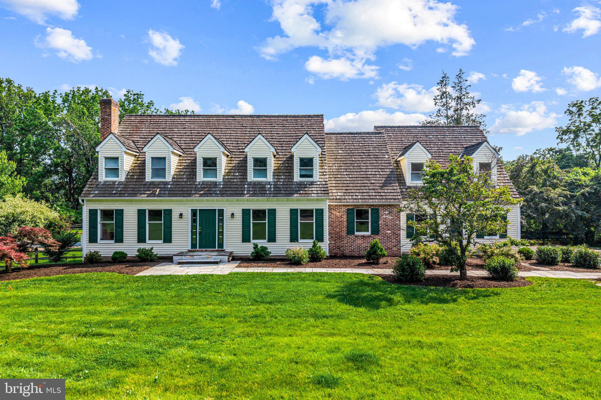 SOLEBURY FARMS EST - Residential
