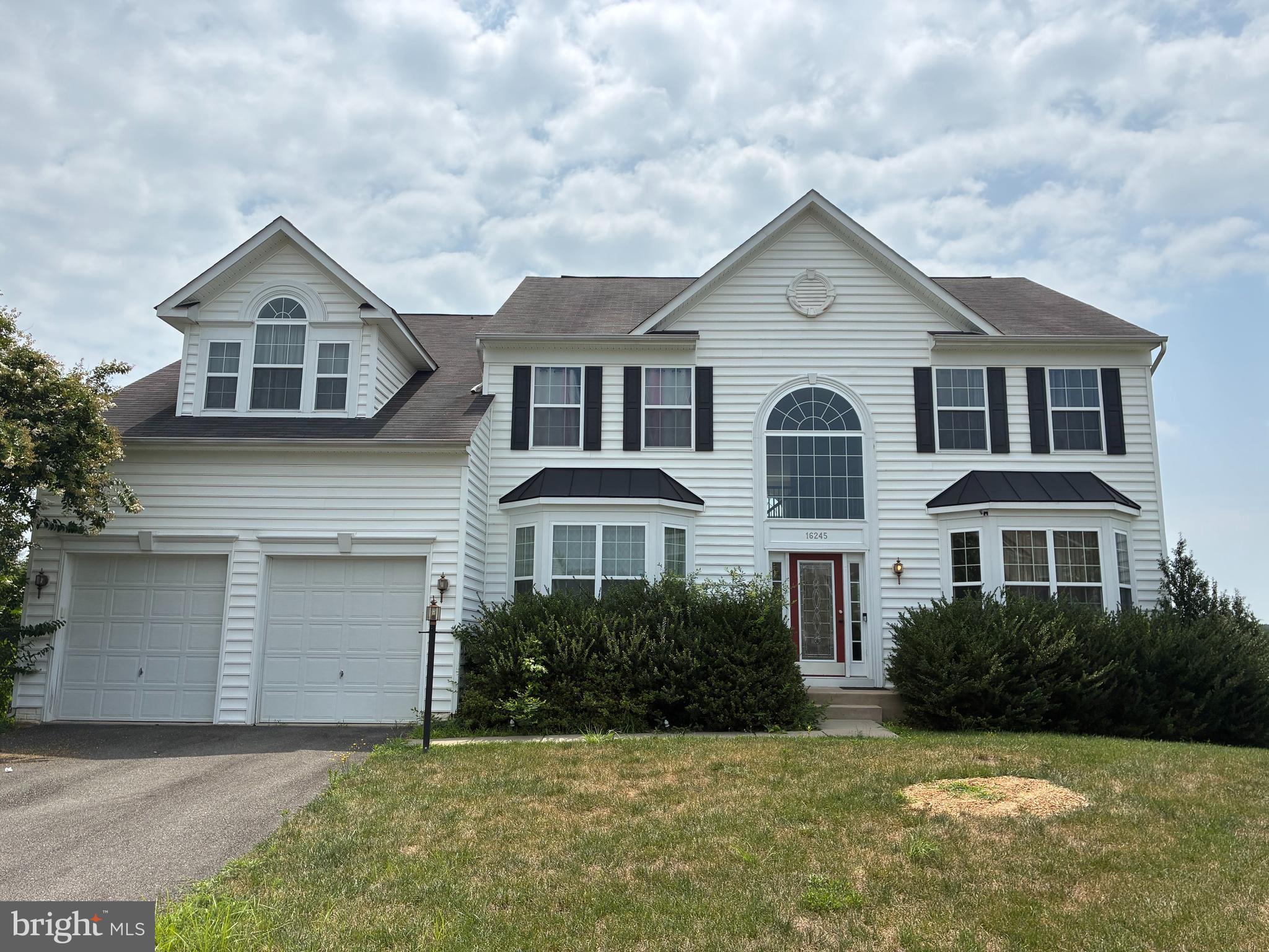 EAGLES POINTE - Residential