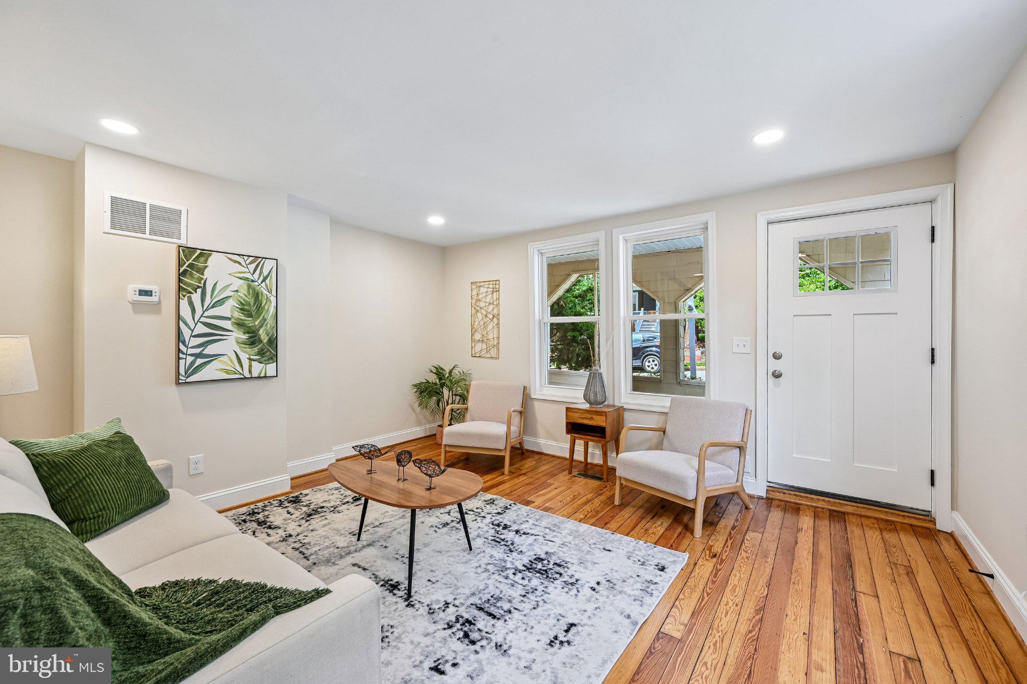 MOUNT WASHINGTON - Residential