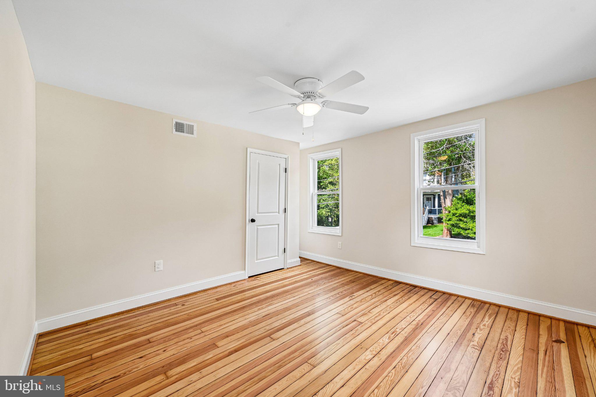 MOUNT WASHINGTON - Residential