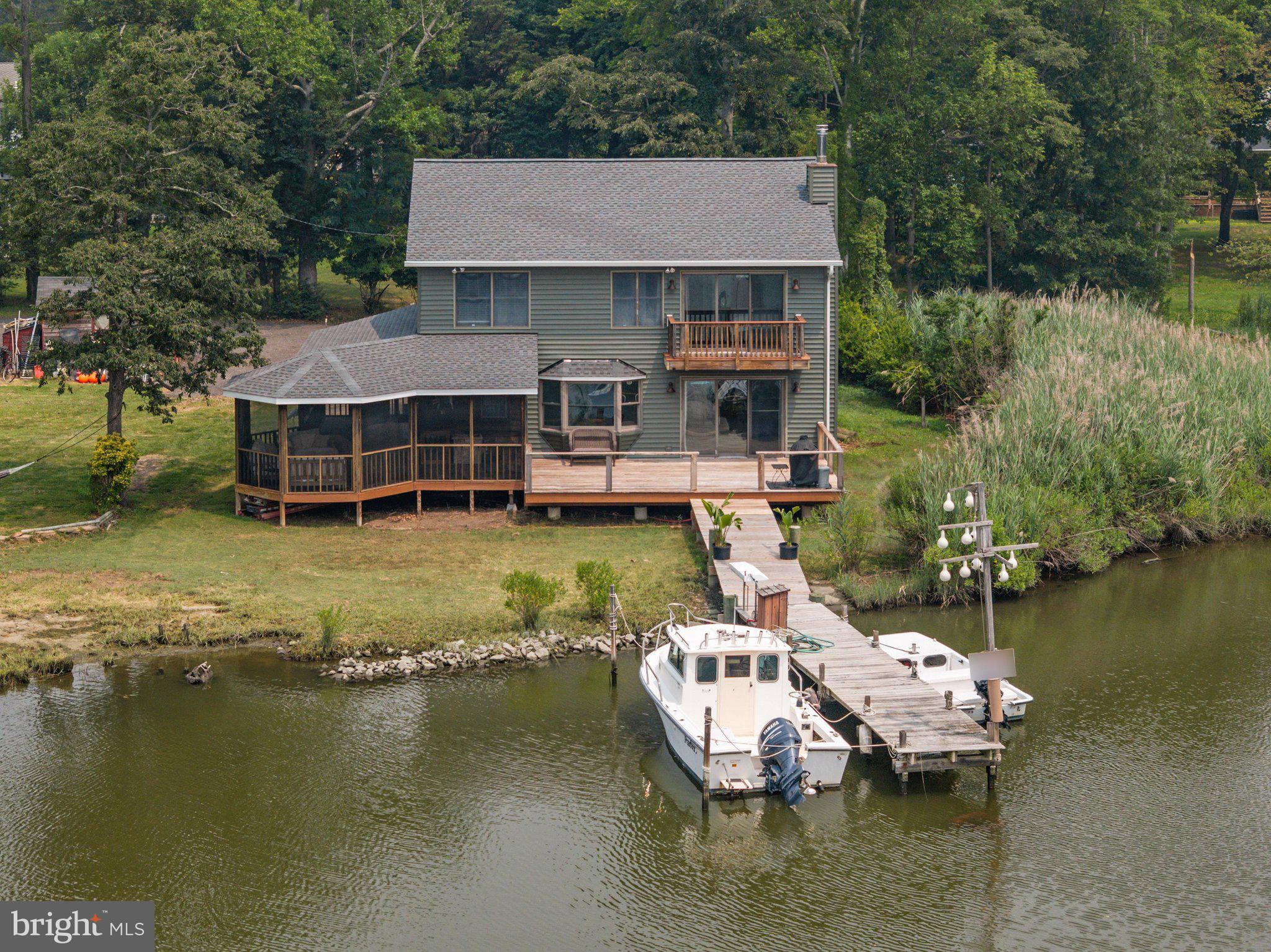 AVALON SHORES - Residential