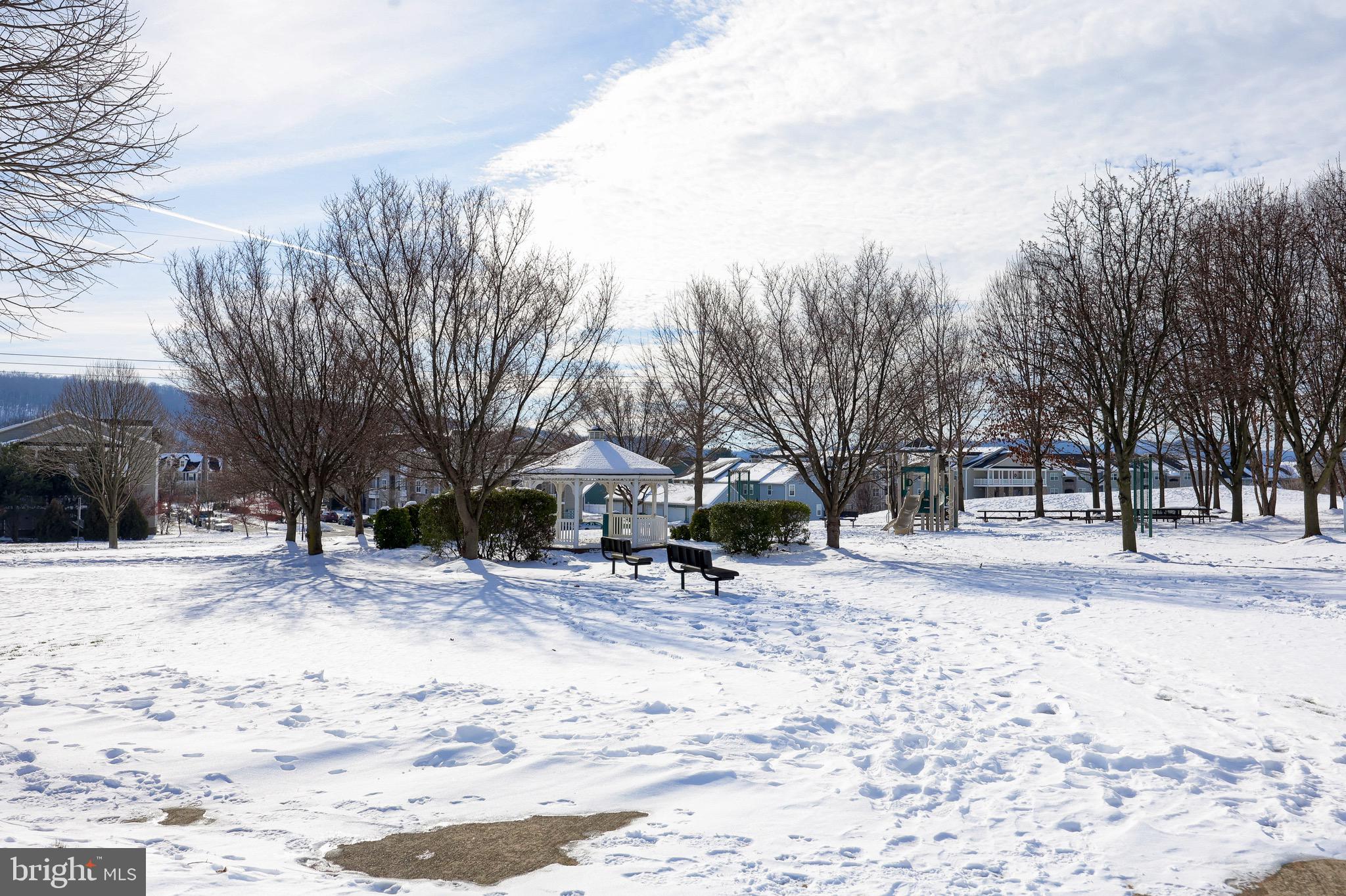 CASTLETON - Residential