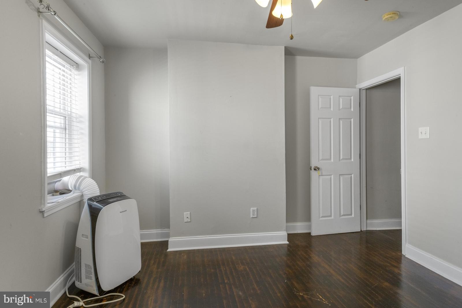 POWELTON VILLAGE - Residential Lease