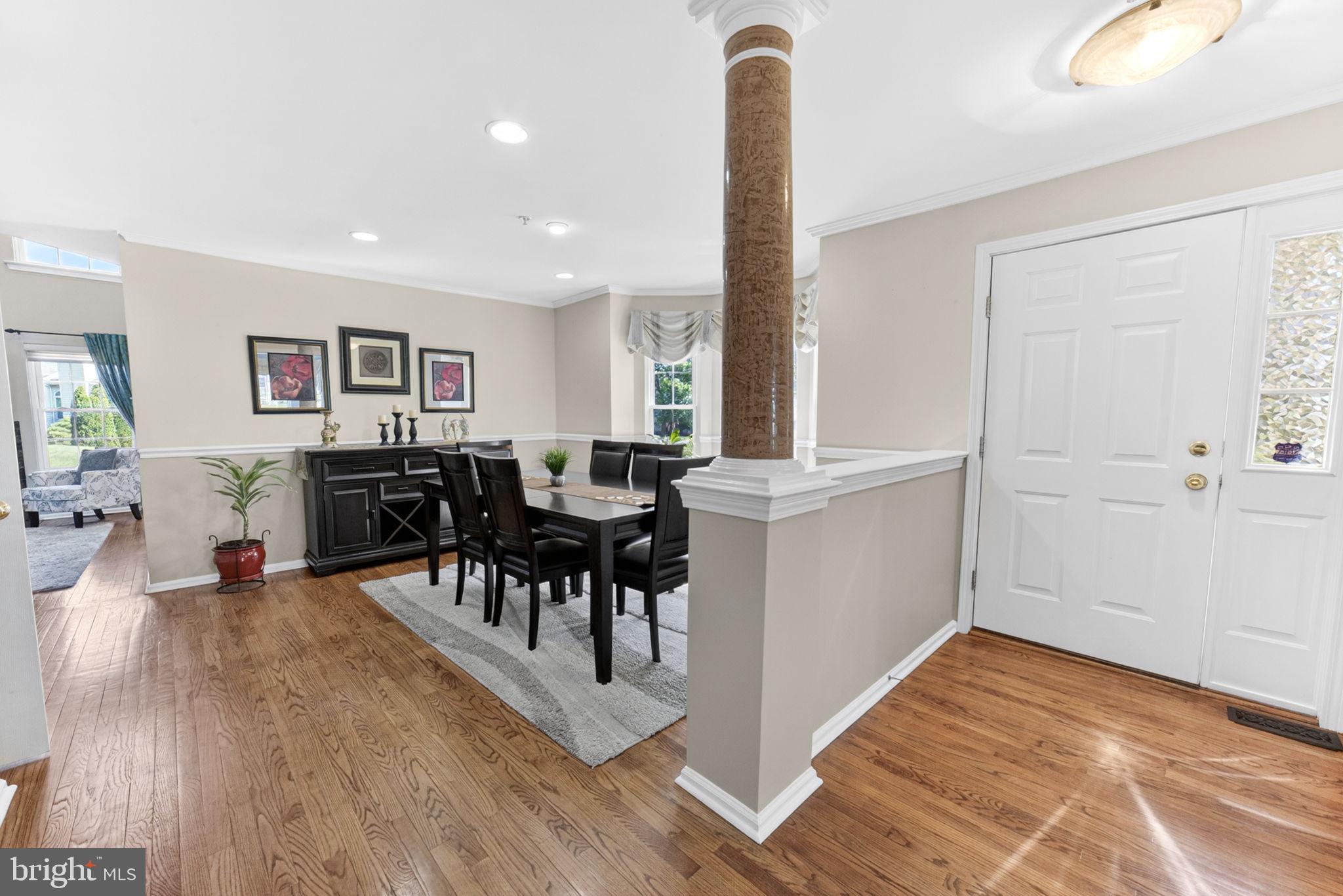 COUNTRY CROSSING - Residential