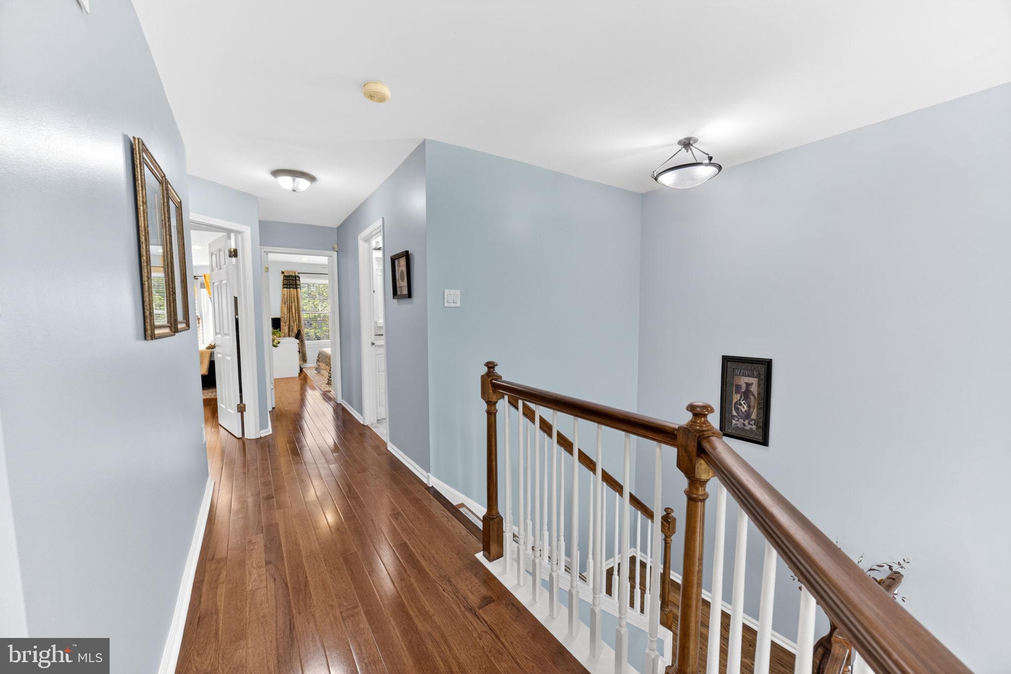 COUNTRY CROSSING - Residential