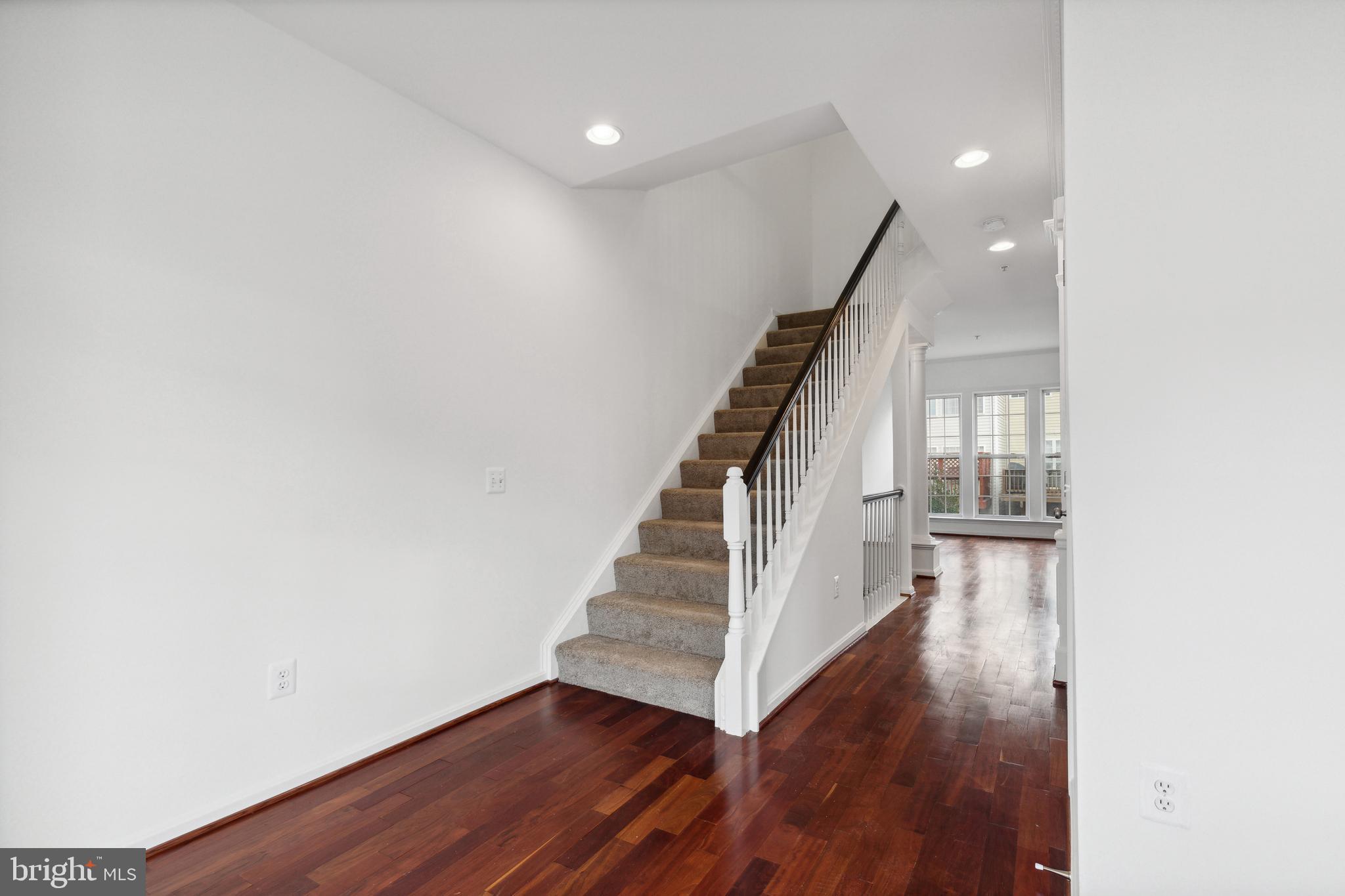 GATESTONE - Residential