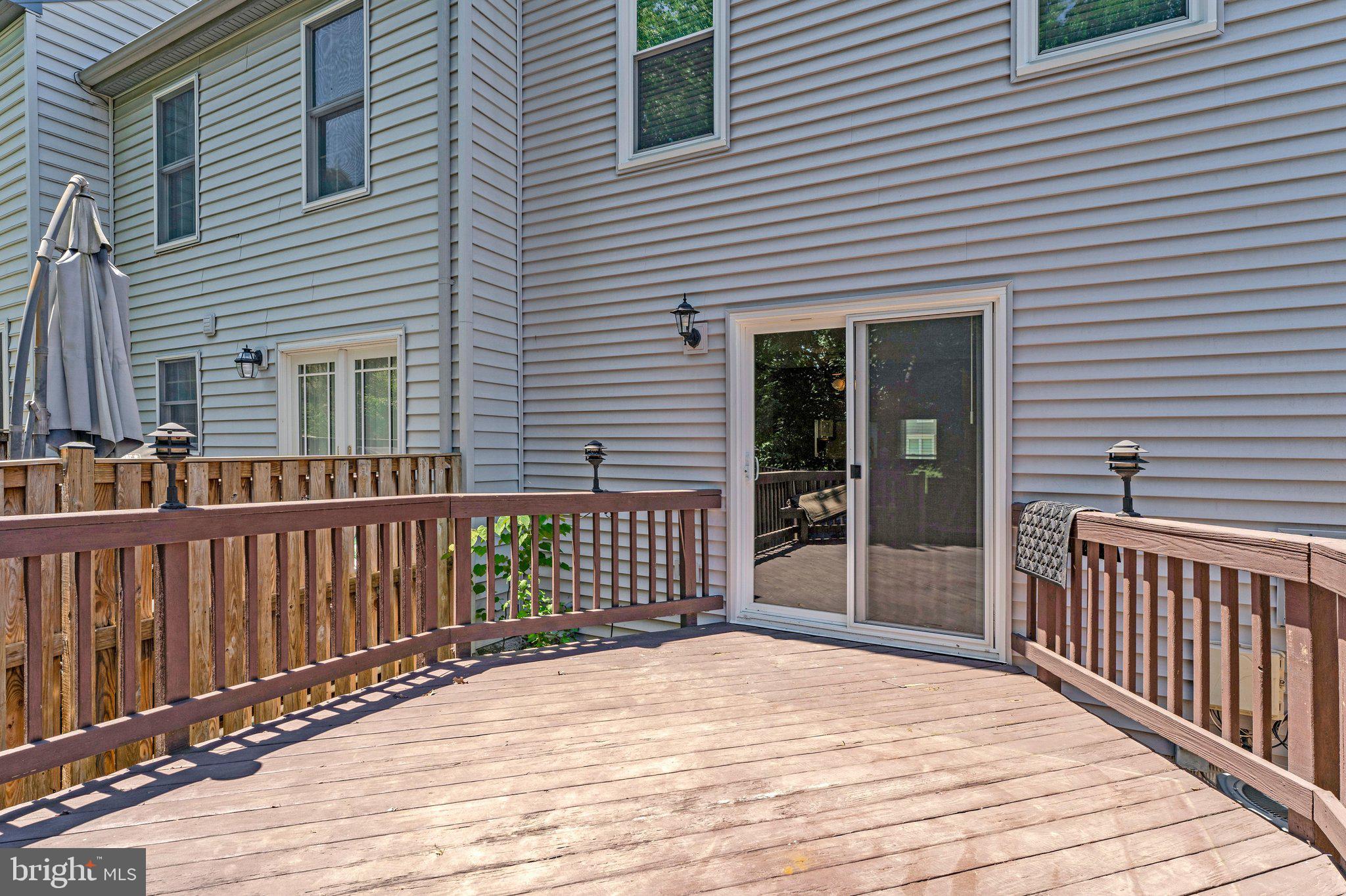 ASHBURN VILLAGE - Residential
