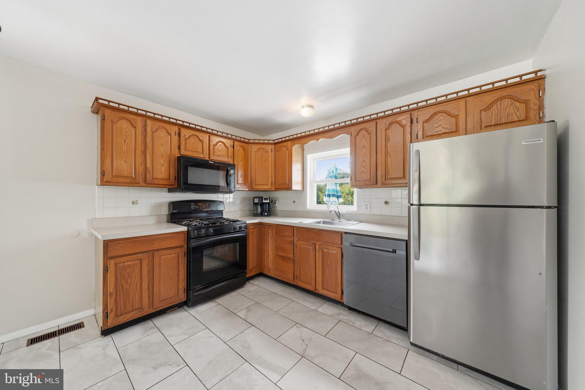 MARYLAND CITY - Residential