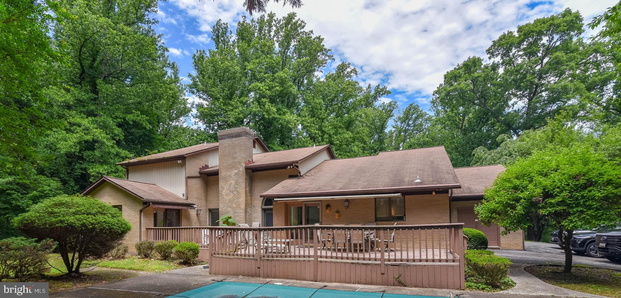 VALLEY GATE - Residential