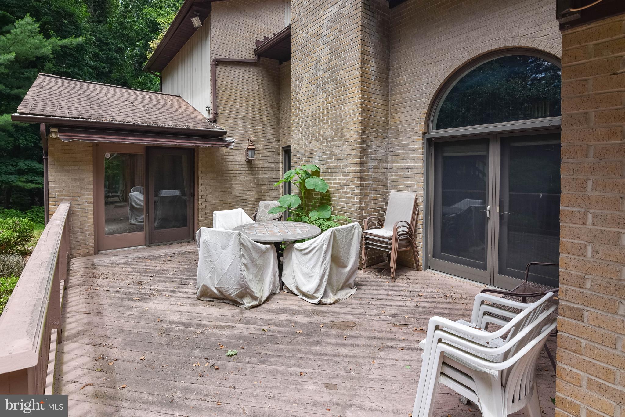 VALLEY GATE - Residential