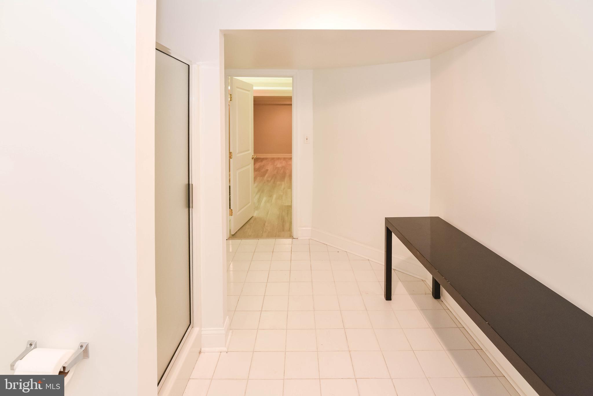 VALLEY GATE - Residential
