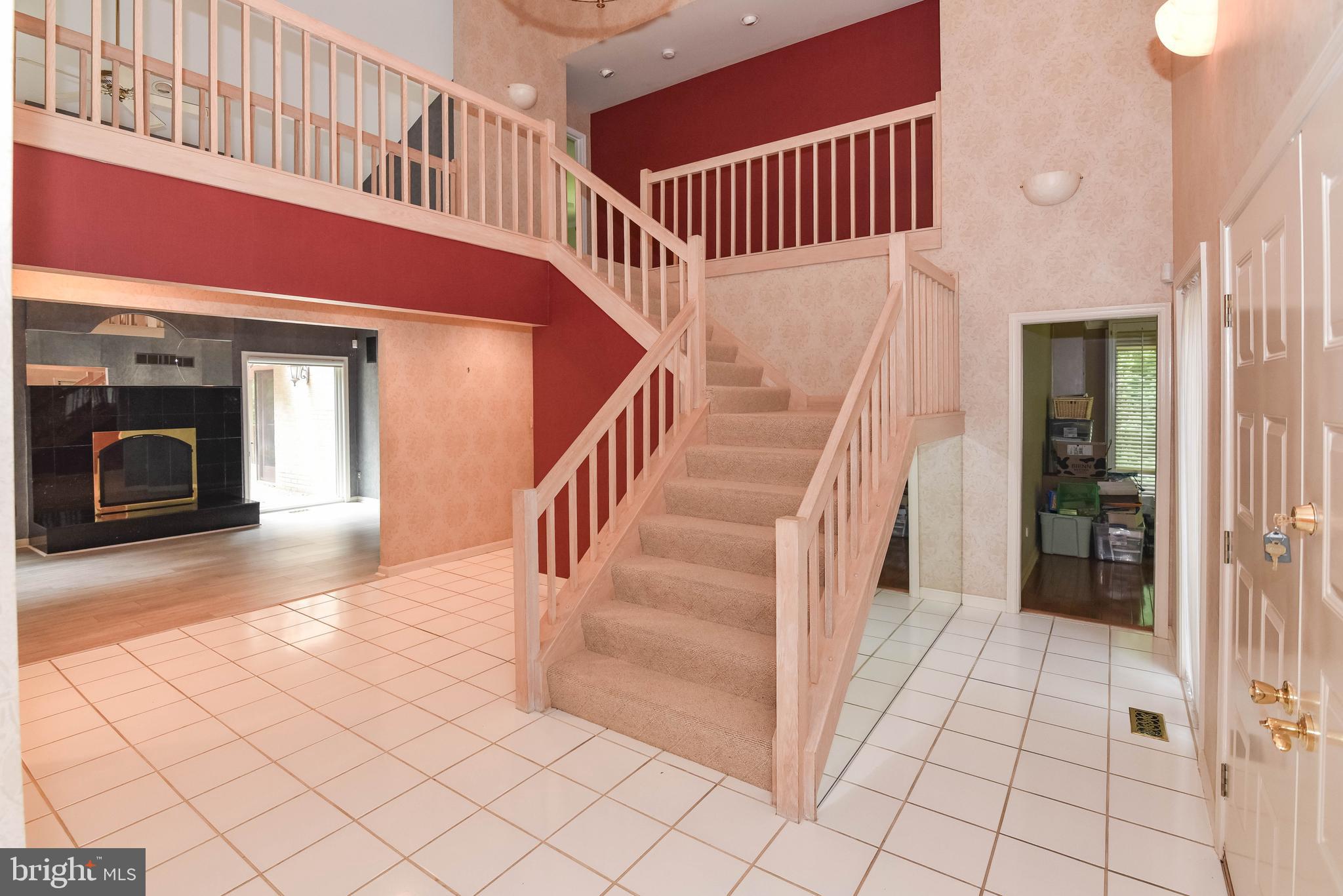 VALLEY GATE - Residential