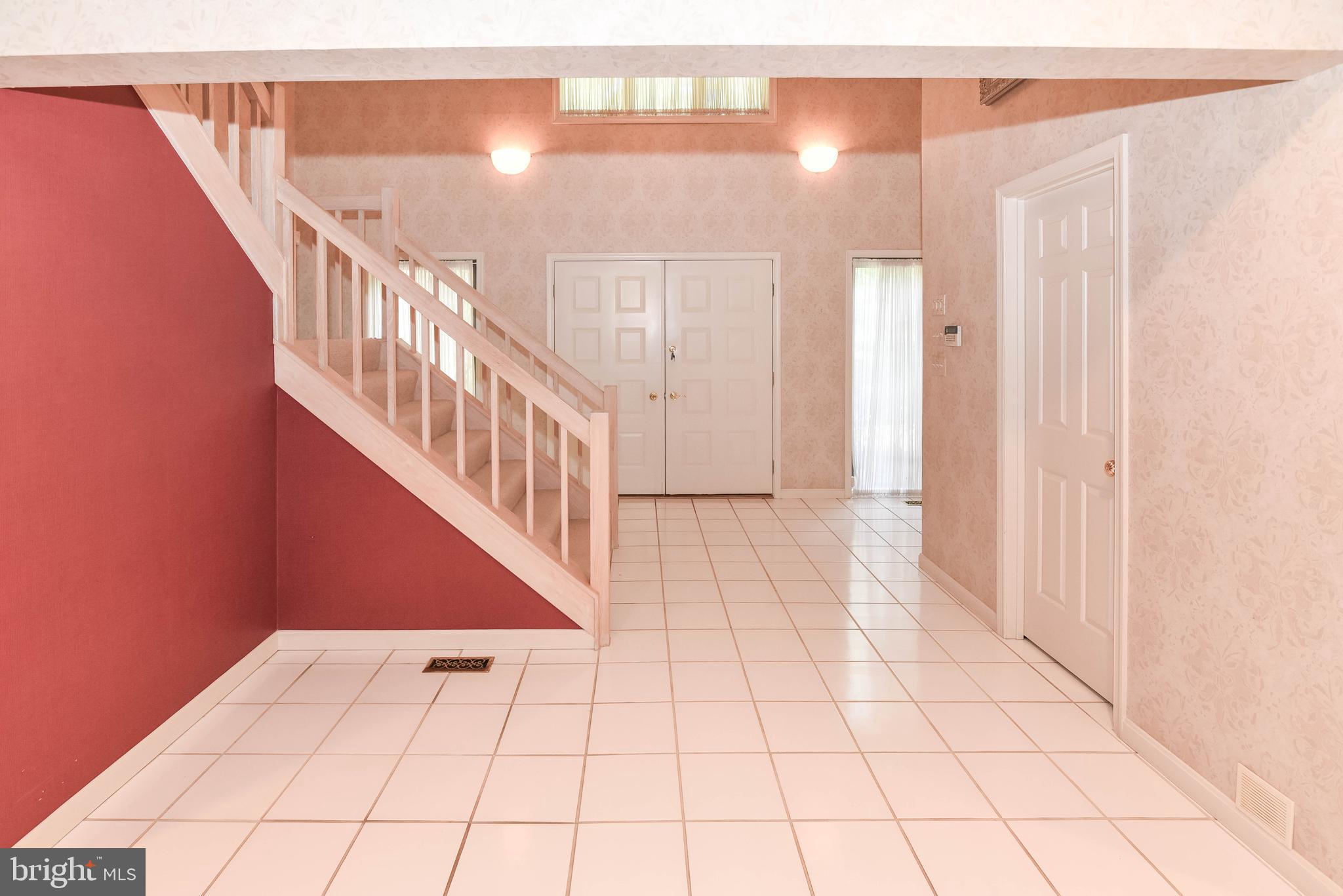 VALLEY GATE - Residential