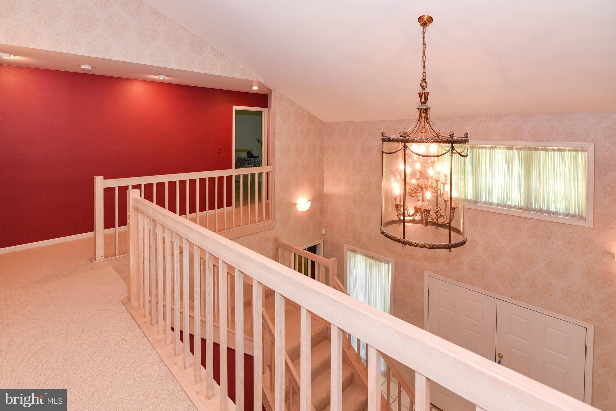 VALLEY GATE - Residential