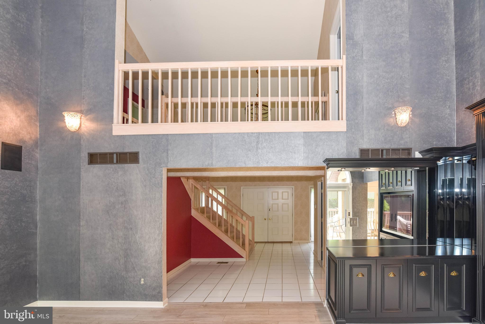 VALLEY GATE - Residential