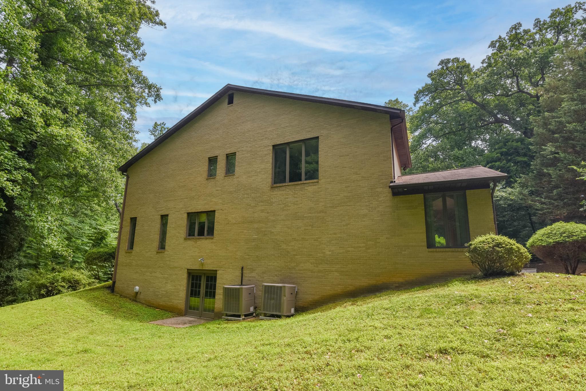 VALLEY GATE - Residential