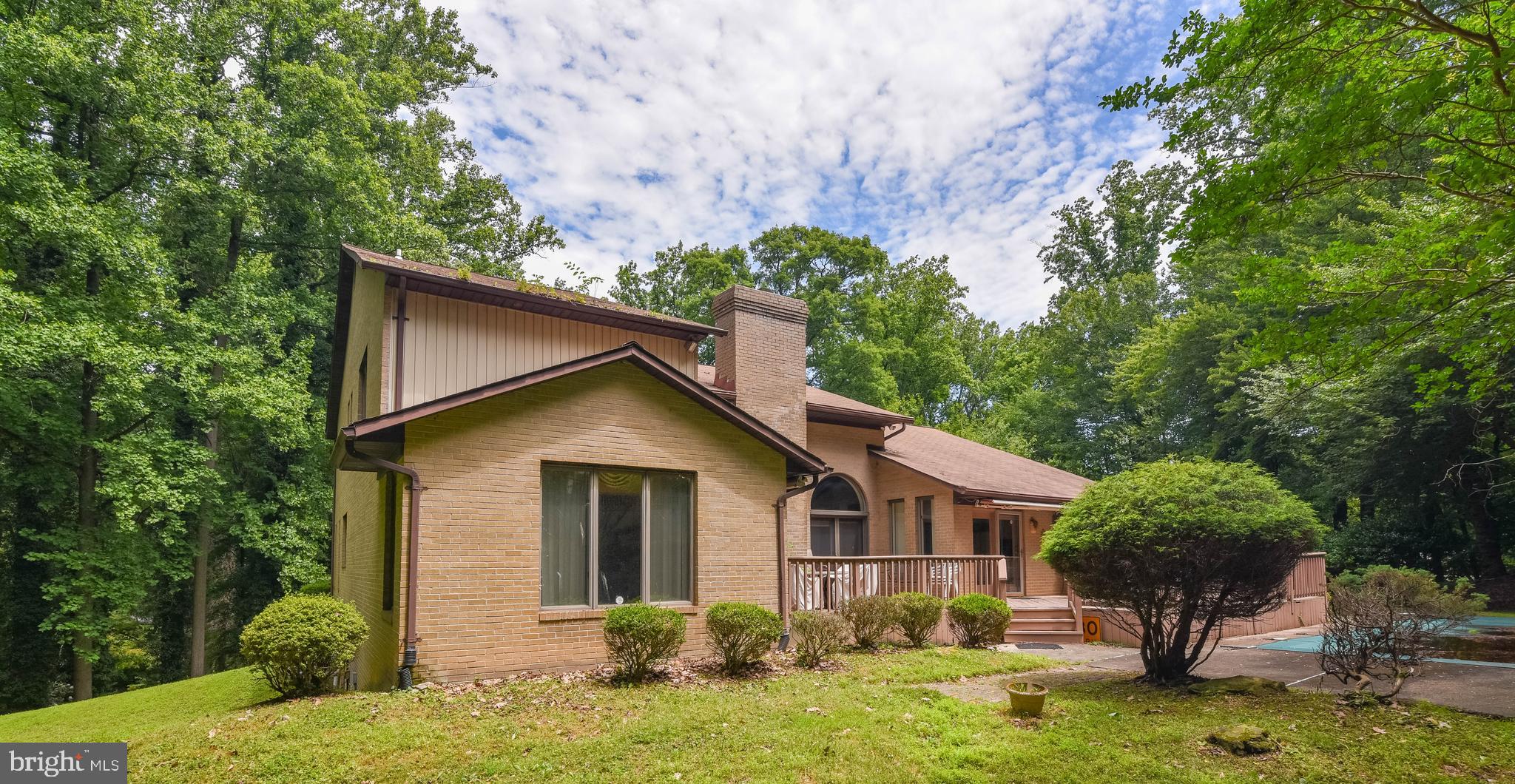 VALLEY GATE - Residential