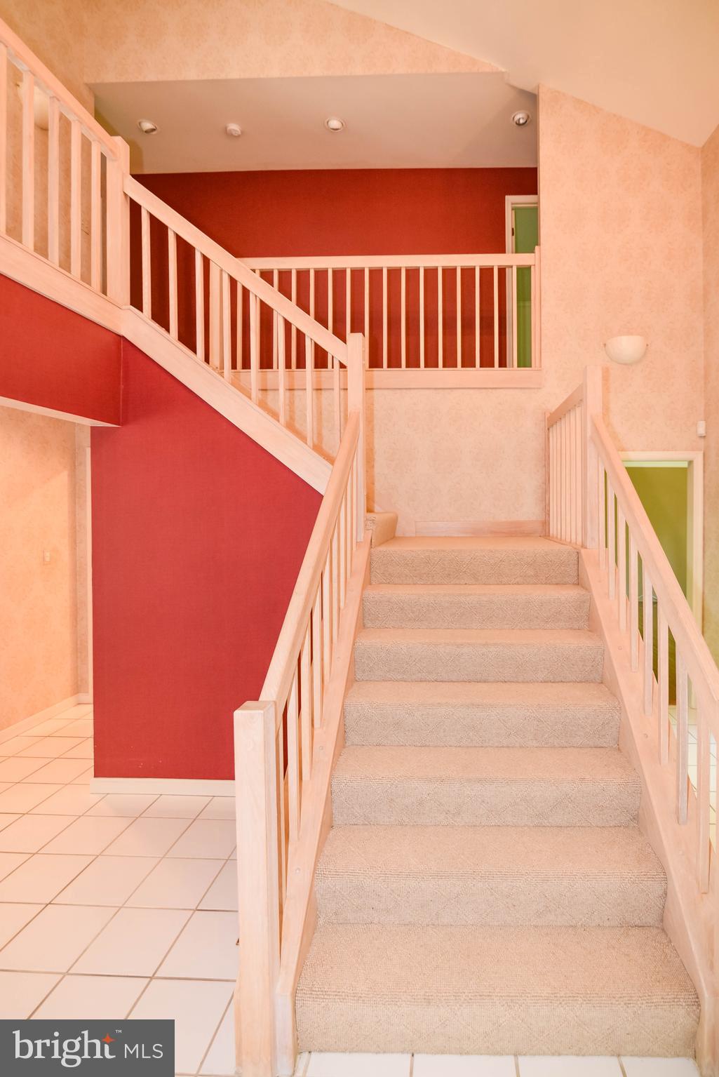 VALLEY GATE - Residential